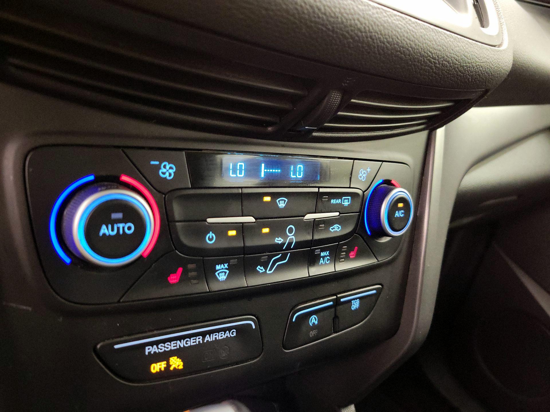 Thumbnail: 2018 Ford Escape - 16