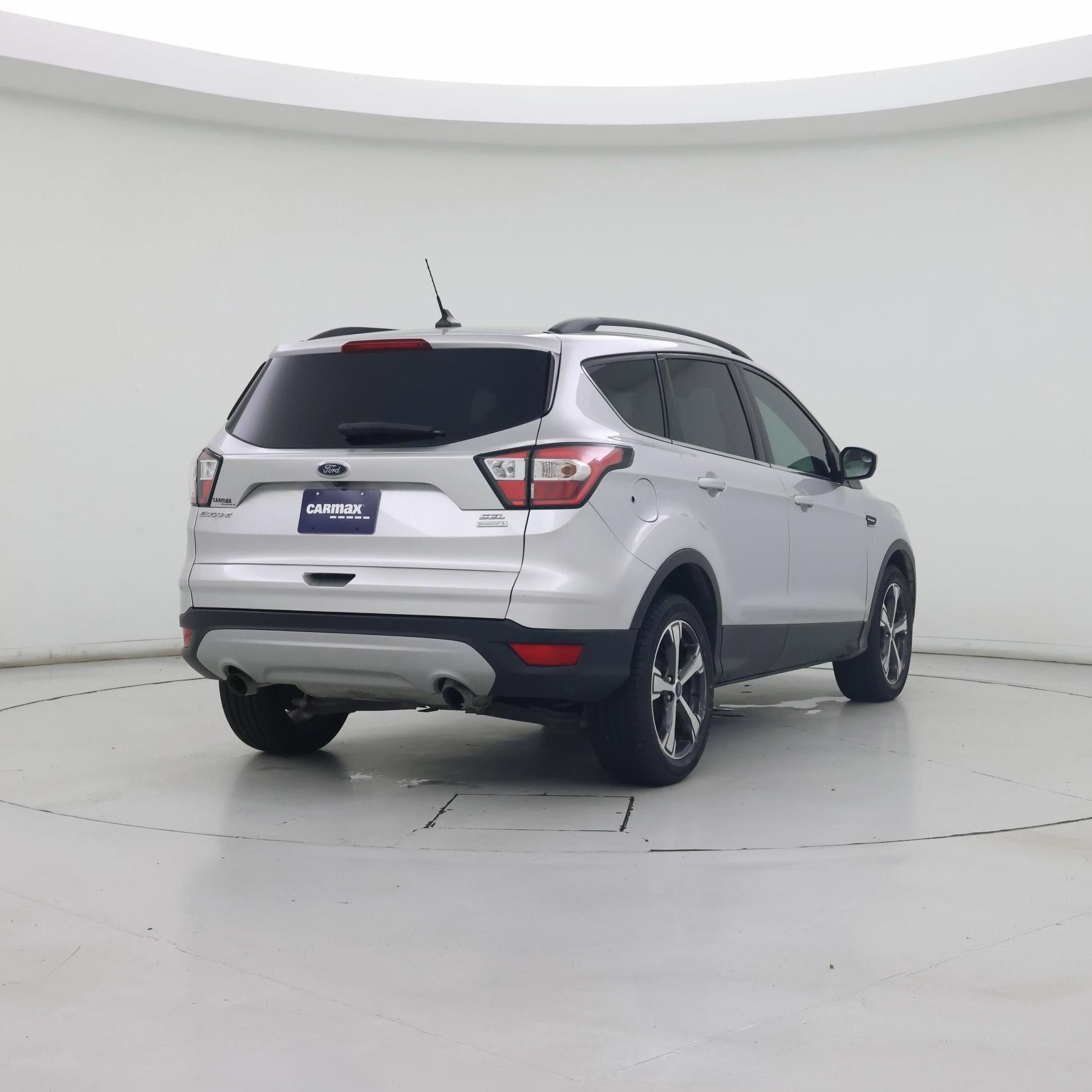 Thumbnail: 2018 Ford Escape - 8