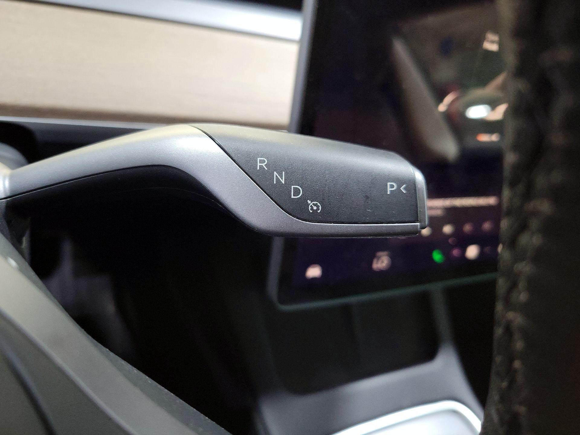 Thumbnail: 2023 Tesla Model 3 - 17