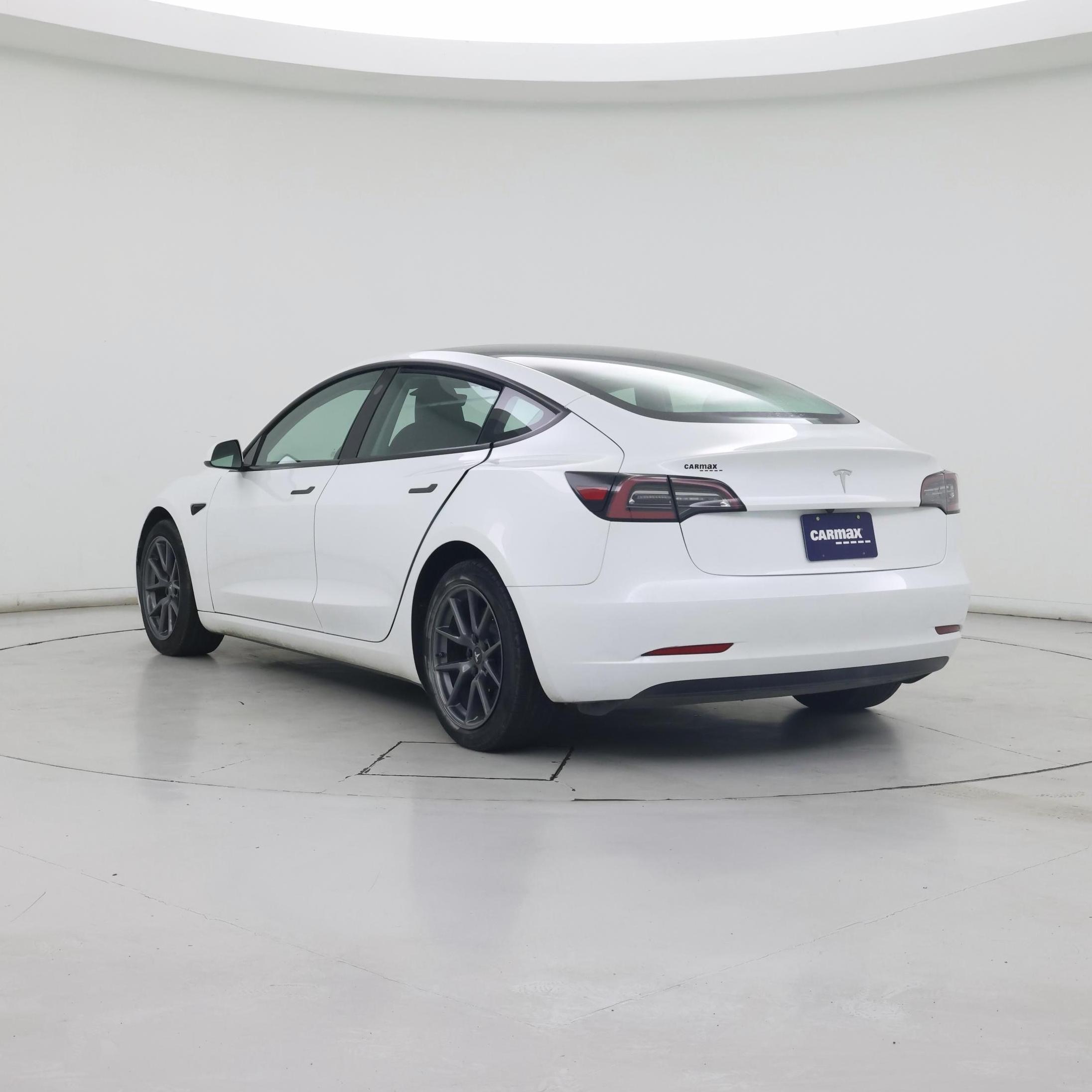 Thumbnail: 2023 Tesla Model 3 - 2