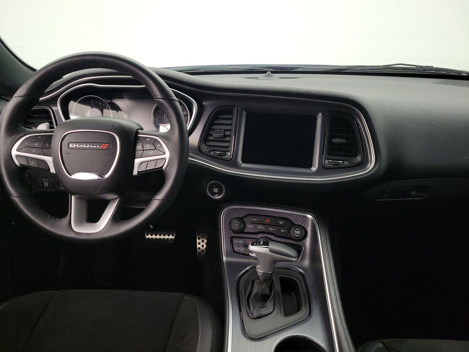 Thumbnail: 2018 Dodge Challenger - 9