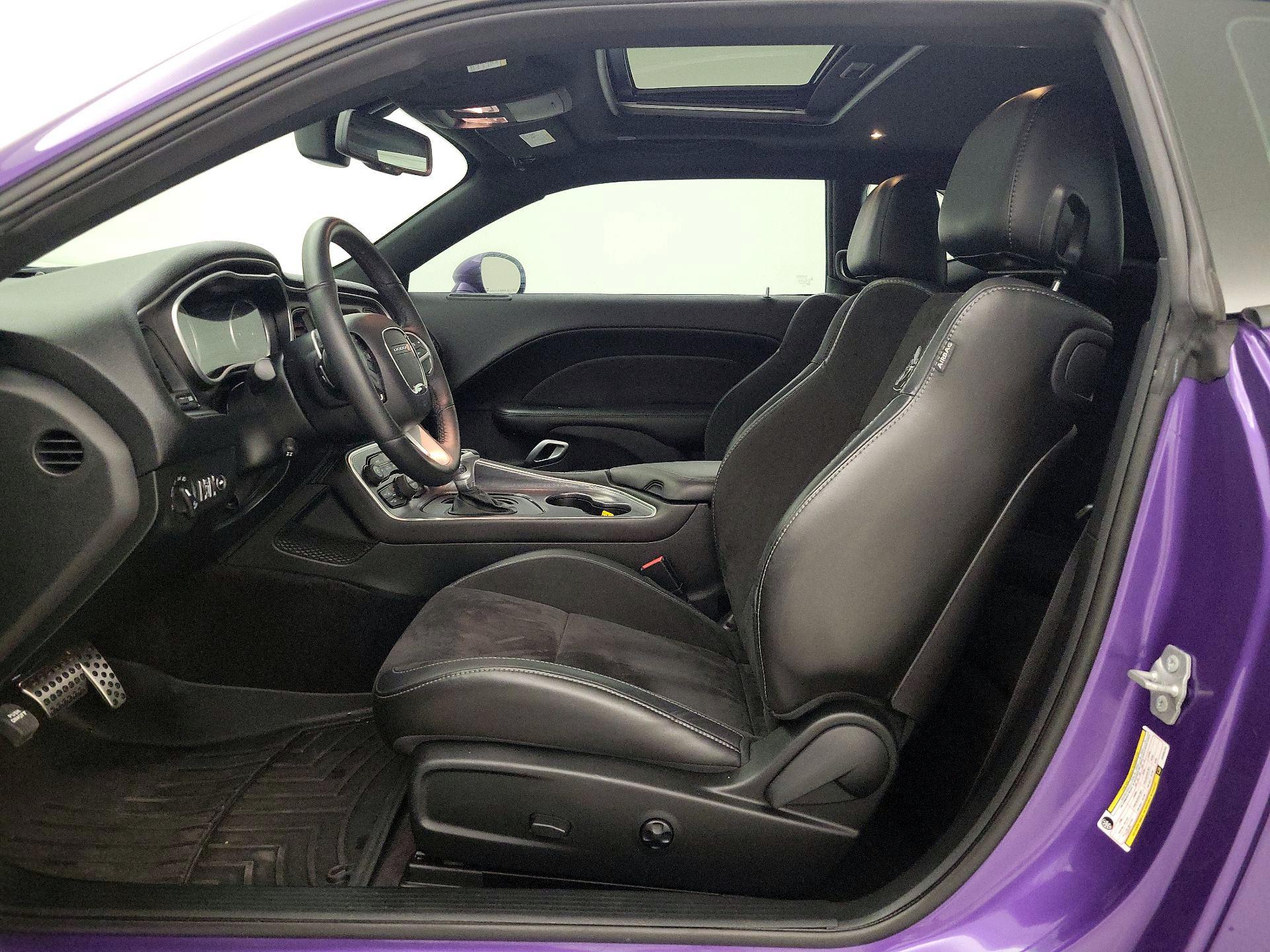 Thumbnail: 2018 Dodge Challenger - 11