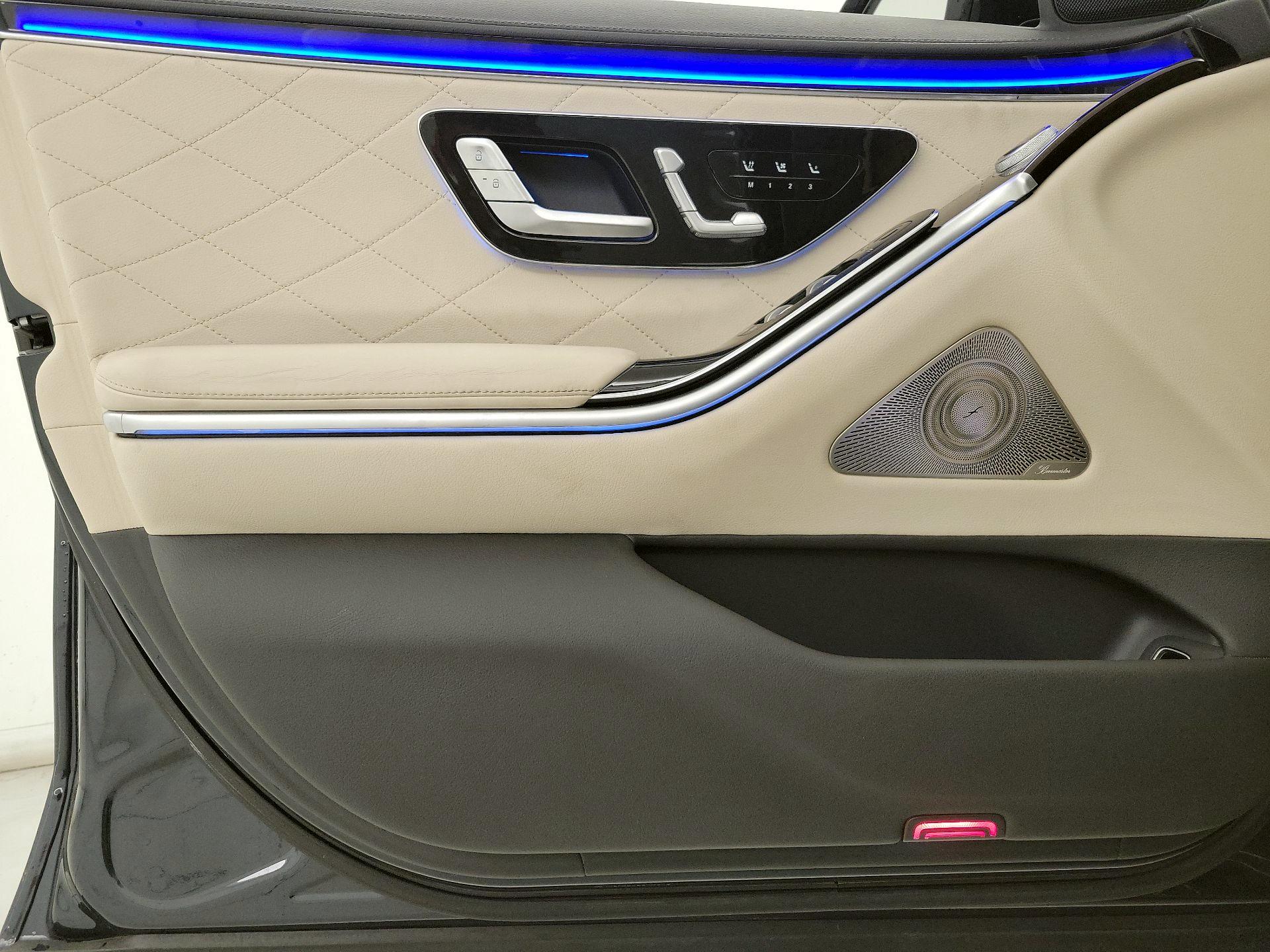 Thumbnail: 2021 Mercedes-Benz S-Class - 12