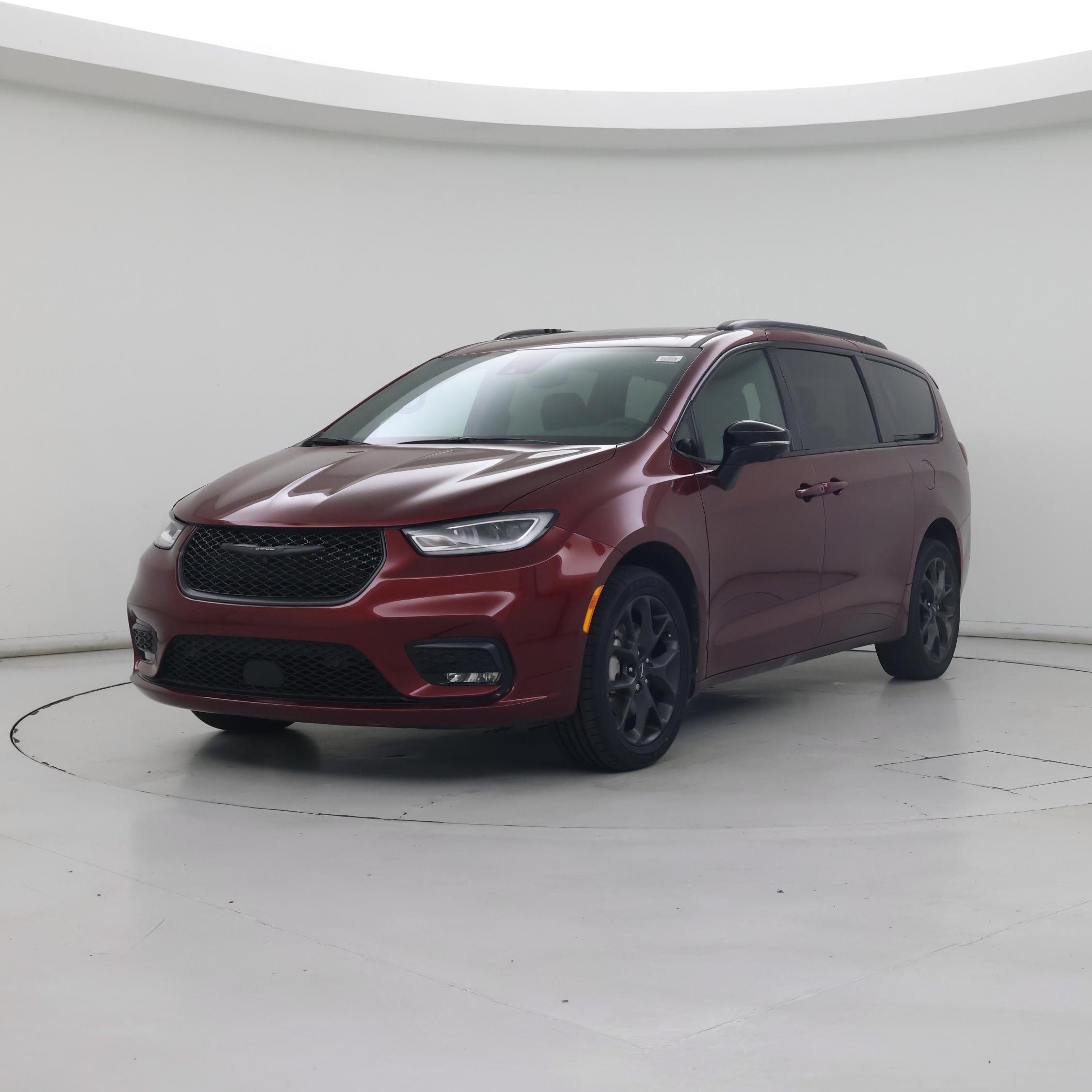 Thumbnail: 2023 Chrysler Pacifica - 4