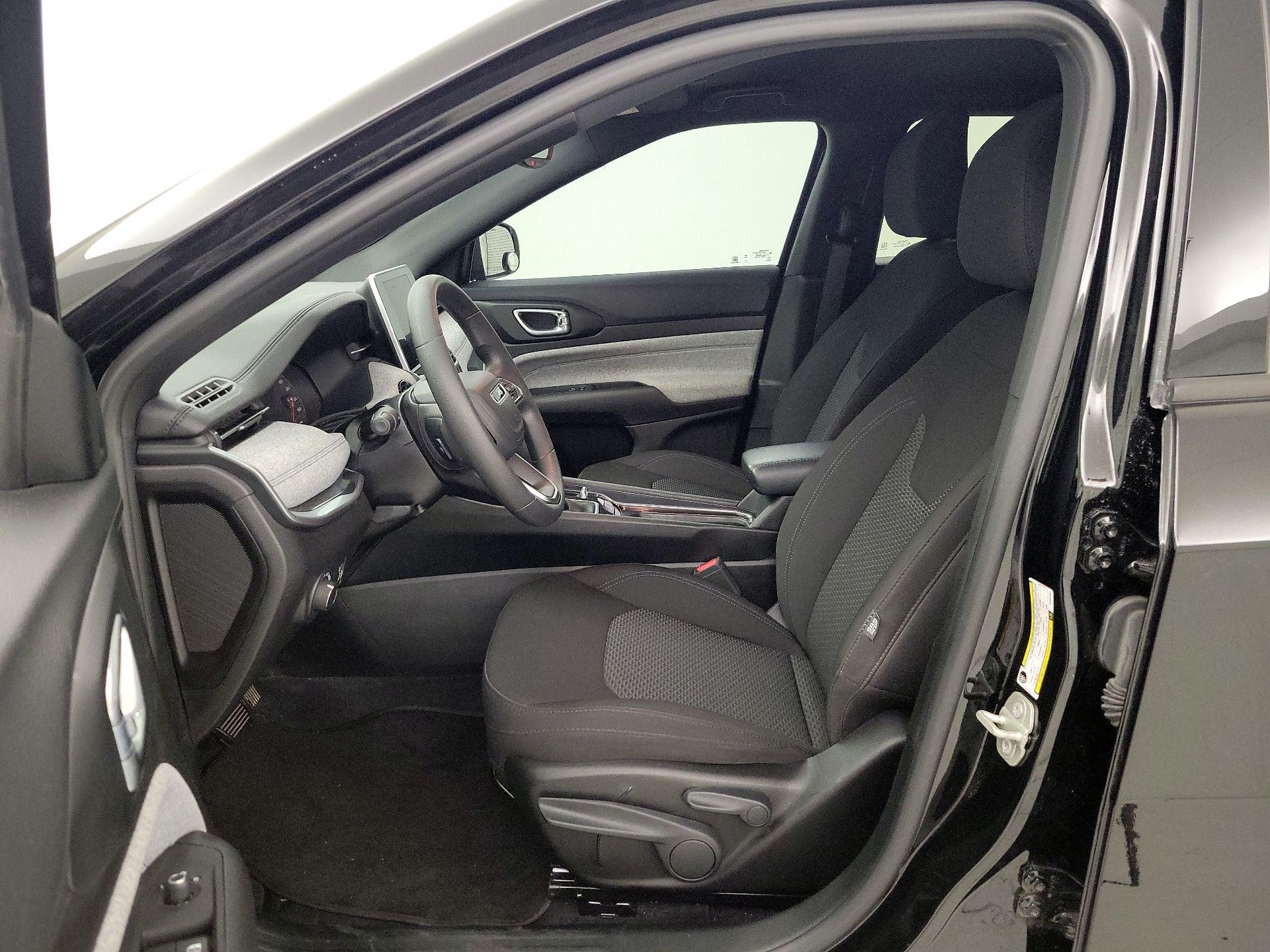 Thumbnail: 2025 Jeep Compass - 11