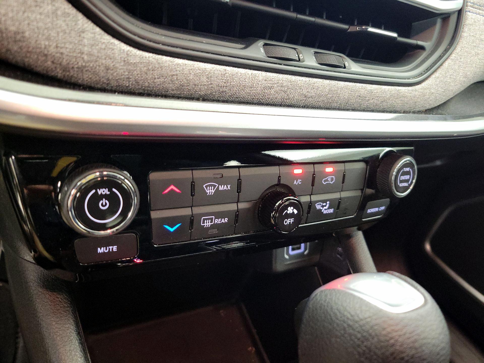 Thumbnail: 2025 Jeep Compass - 16