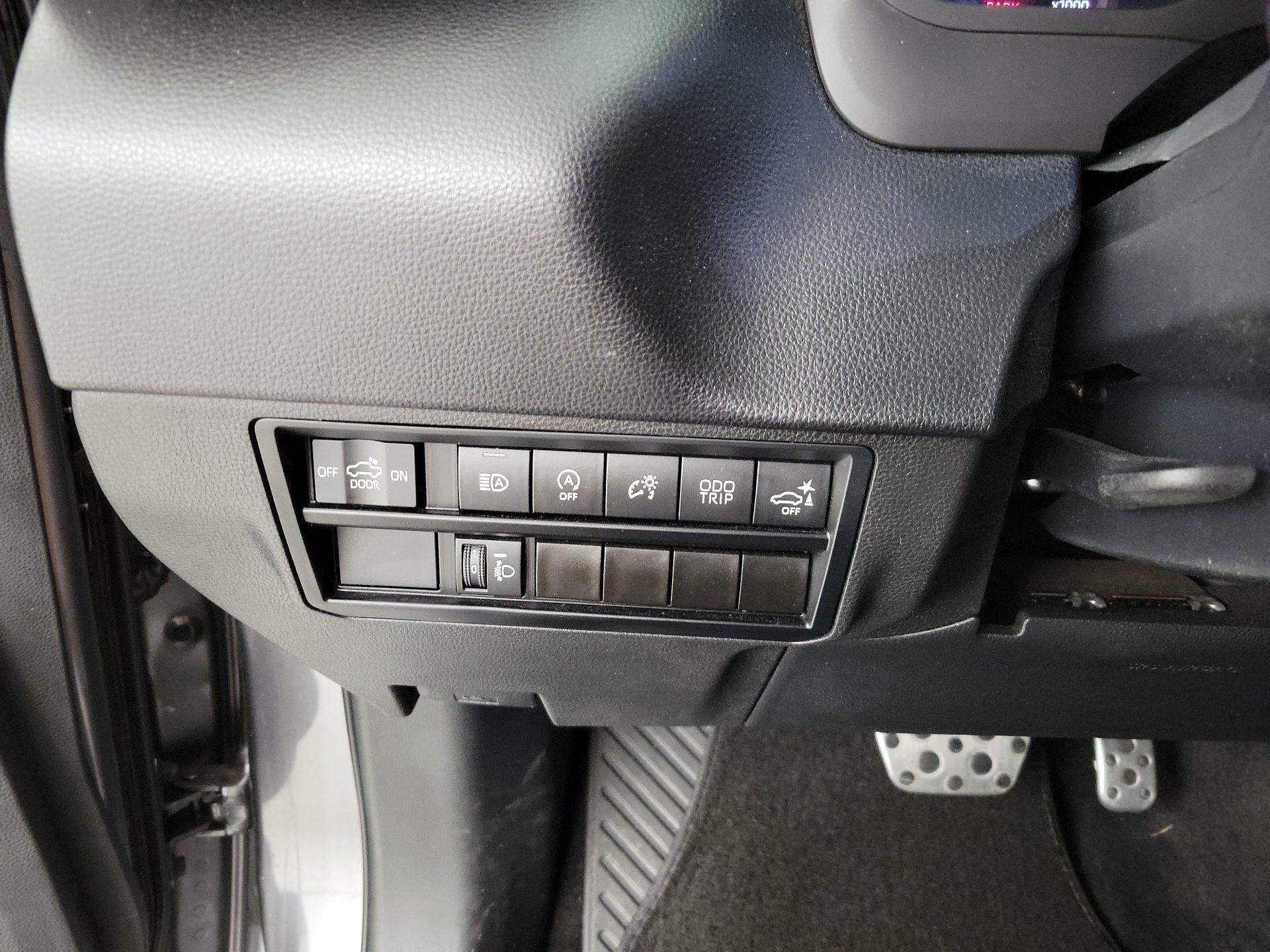 Thumbnail: 2023 Toyota Tundra - 13