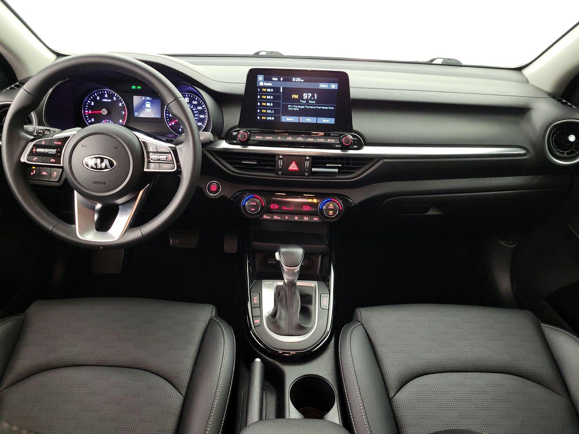 Thumbnail: 2020 Kia Forte - 9