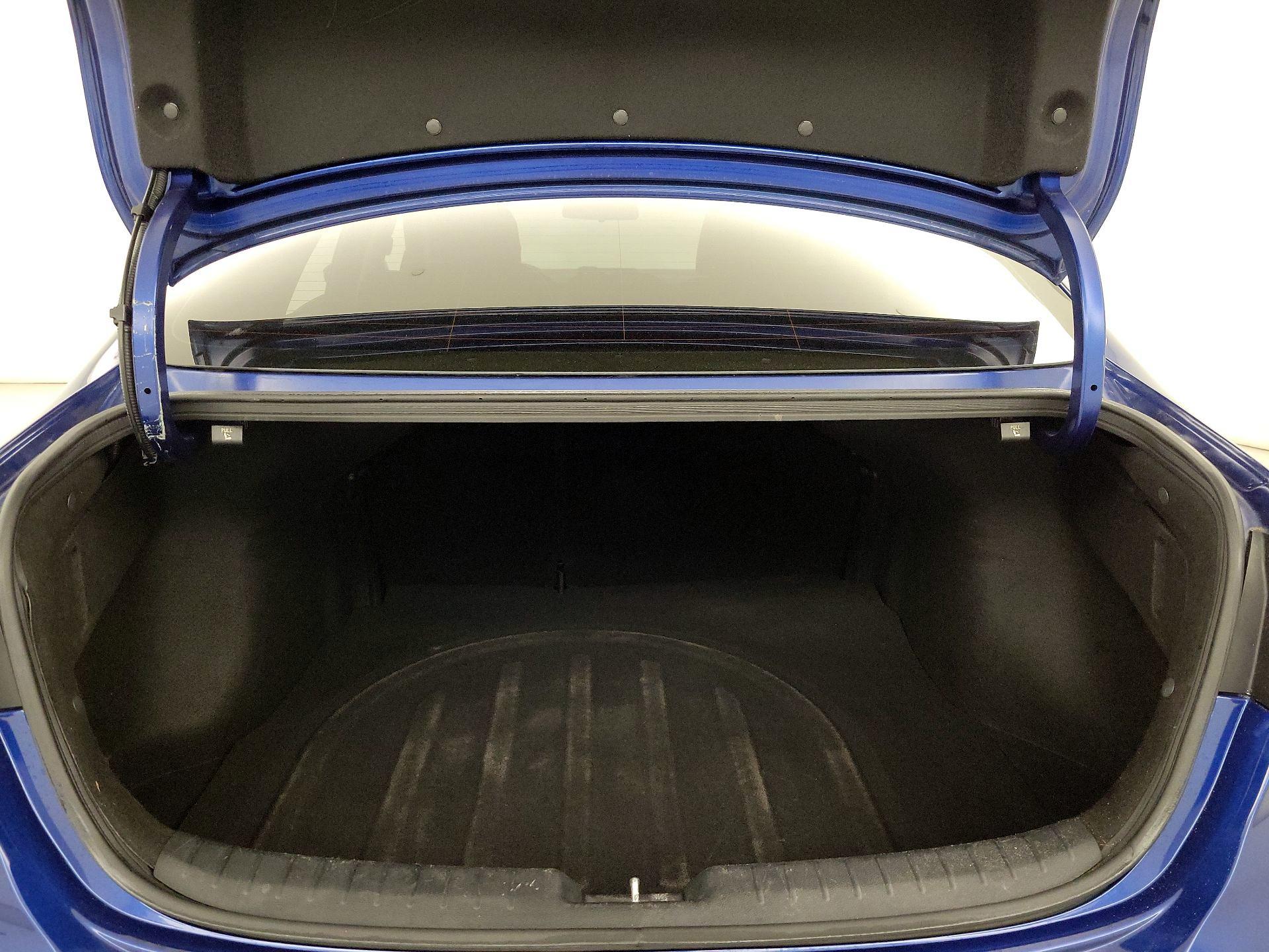 Thumbnail: 2020 Kia Forte - 19