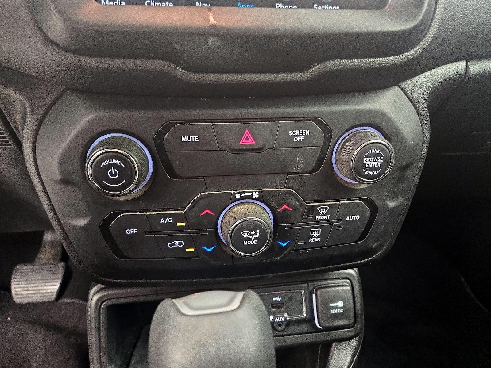 2018 Jeep Renegade Latitude - Photo 16