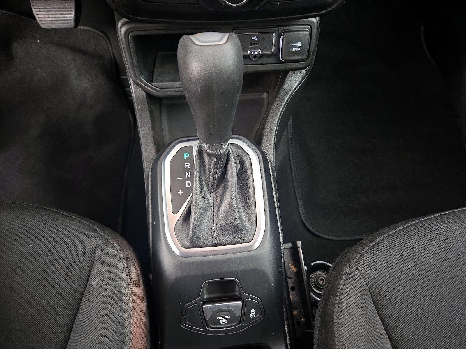 2018 Jeep Renegade Latitude - Photo 17