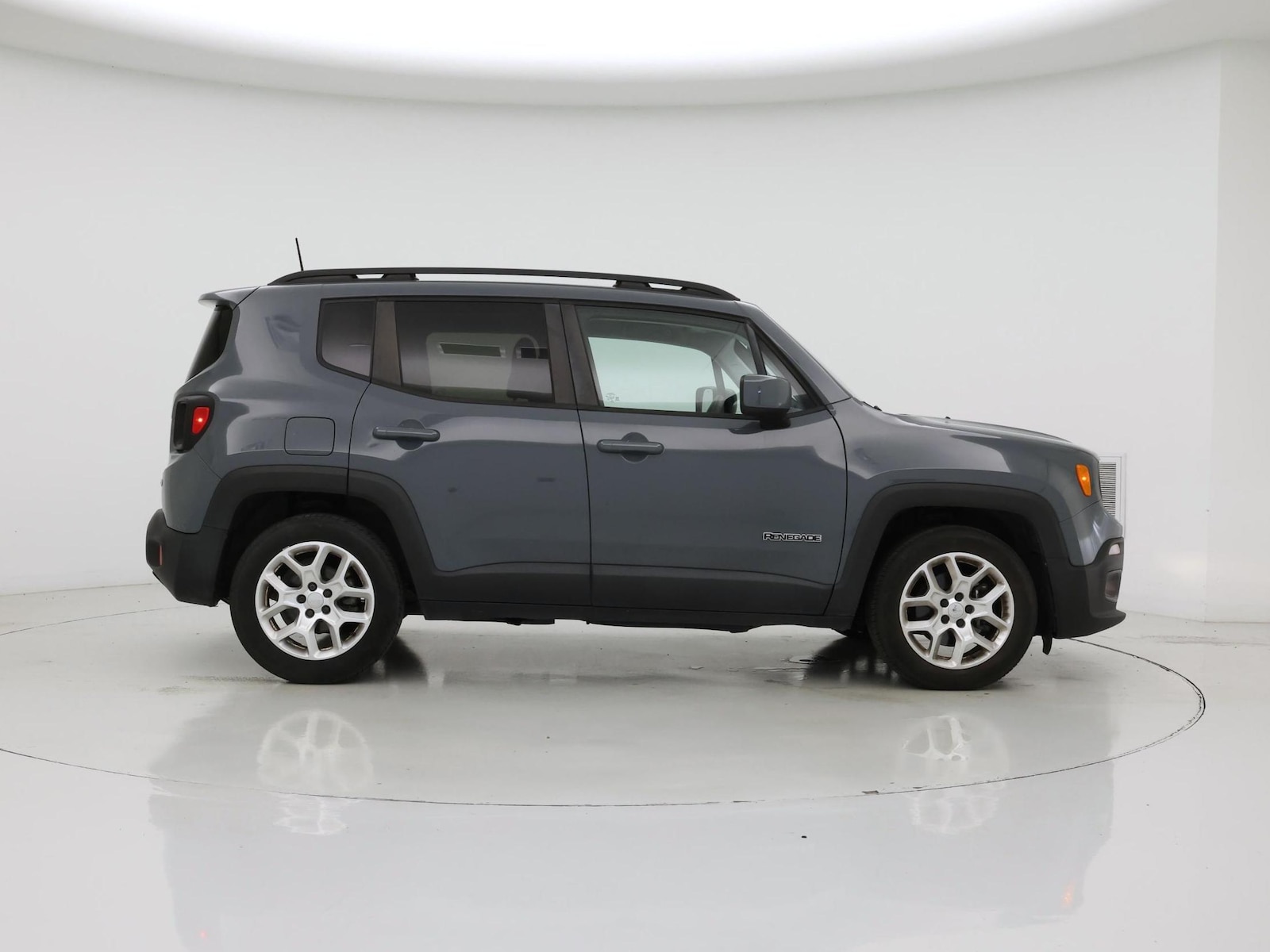 2018 Jeep Renegade Latitude - Photo 8