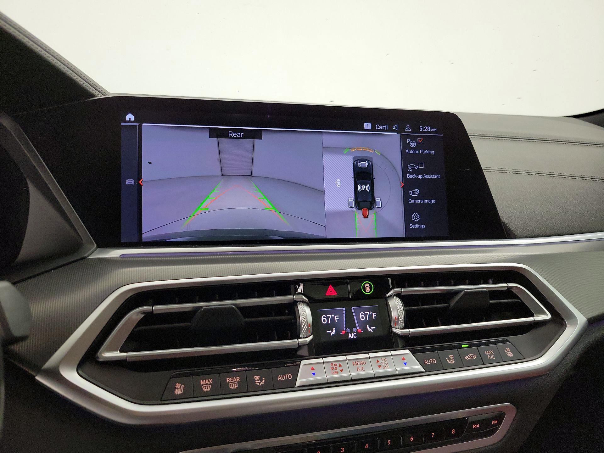 Thumbnail: 2021 BMW X6 - 15