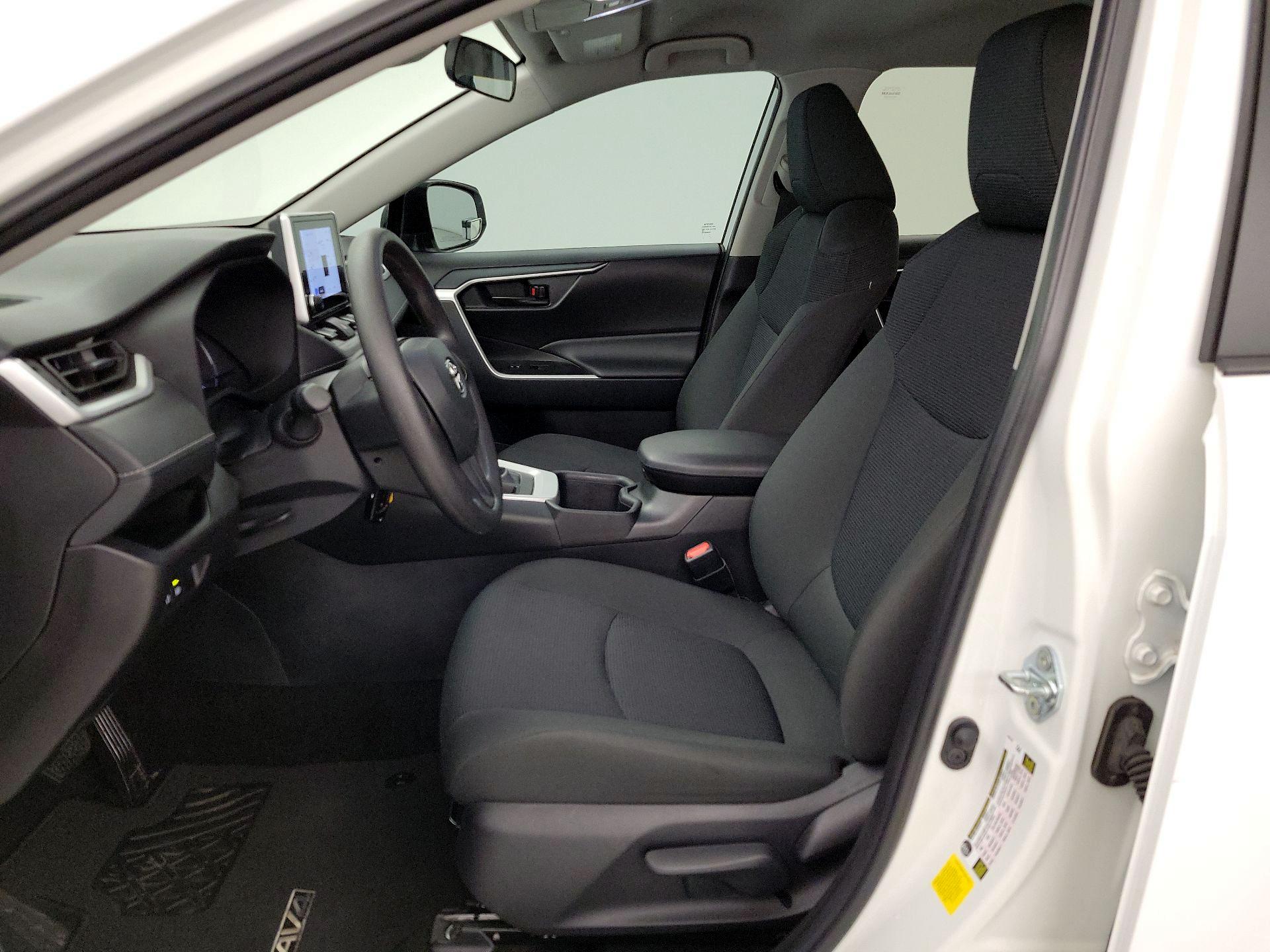 Thumbnail: 2025 Toyota RAV4 - 11