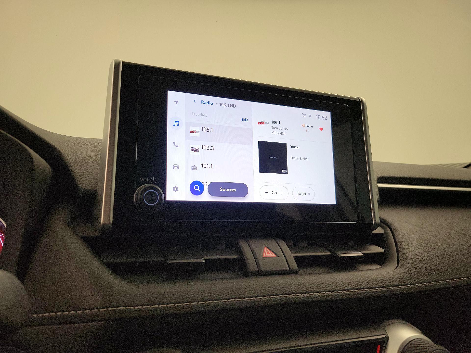 Thumbnail: 2025 Toyota RAV4 - 15