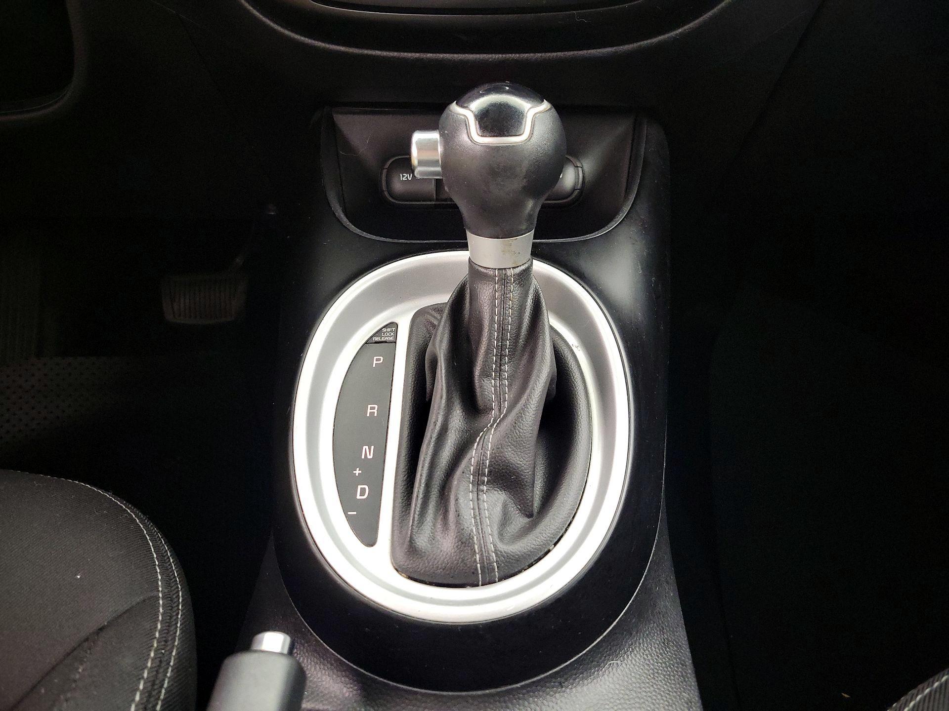 Thumbnail: 2017 Kia Soul - 17