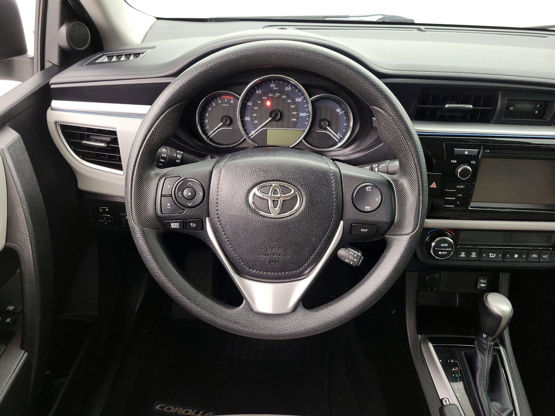 Thumbnail: 2016 Toyota Corolla - 10