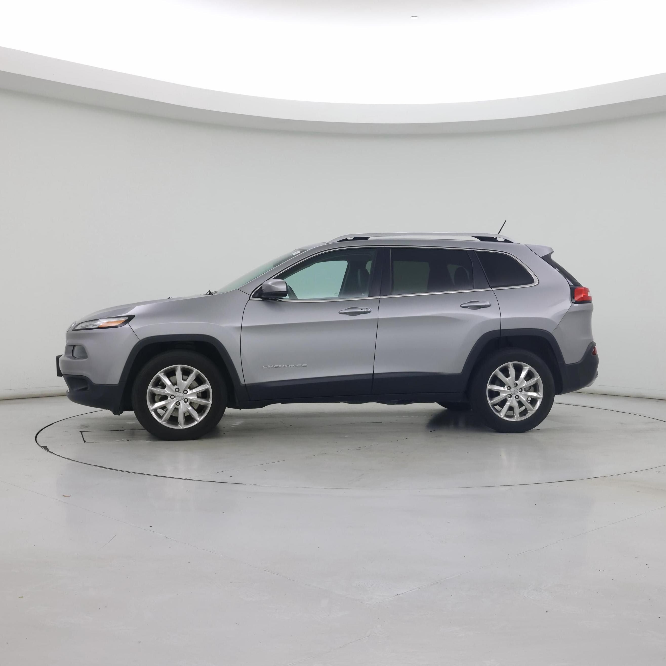 Thumbnail: 2015 Jeep Cherokee - 3