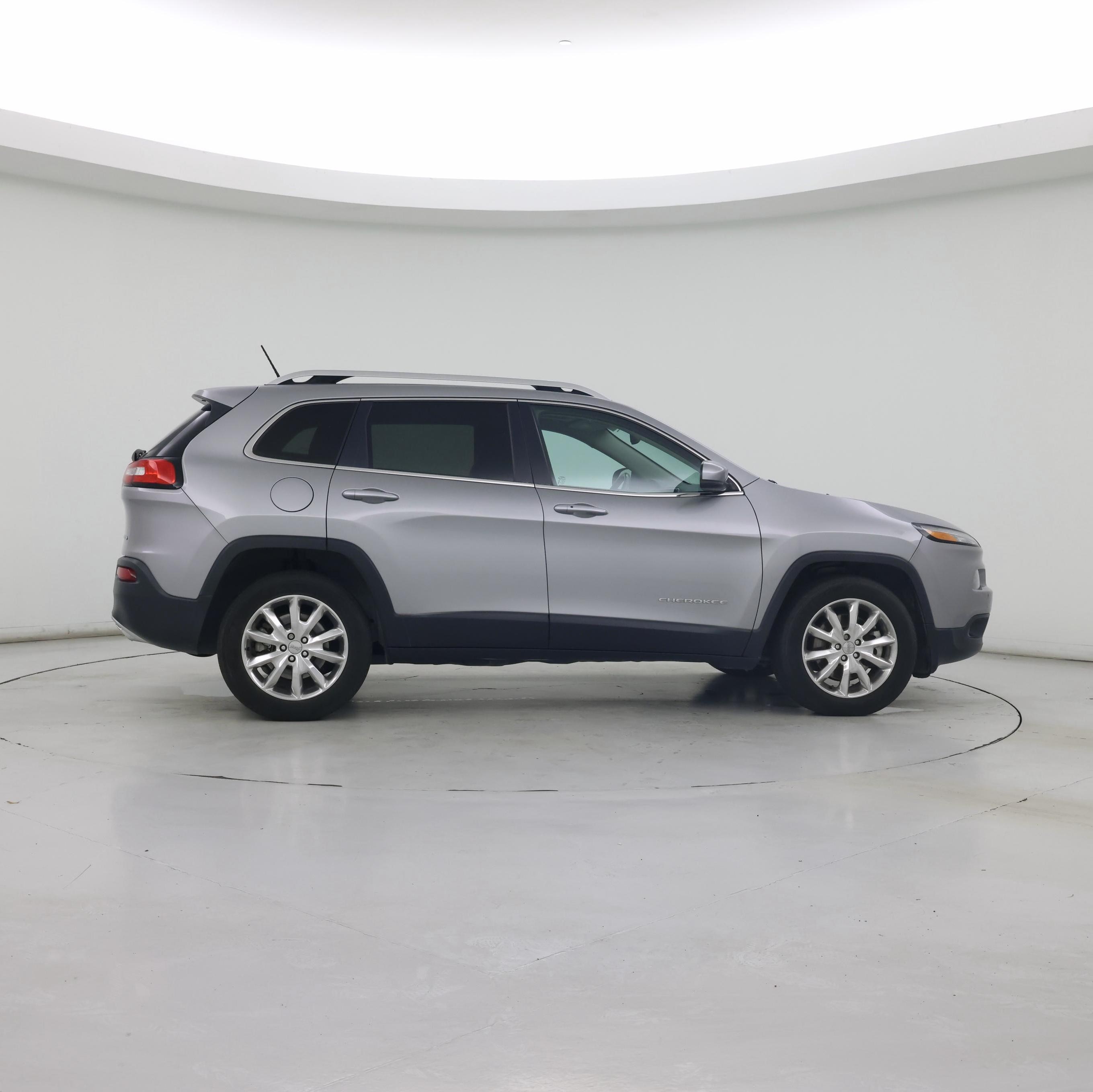 Thumbnail: 2015 Jeep Cherokee - 7