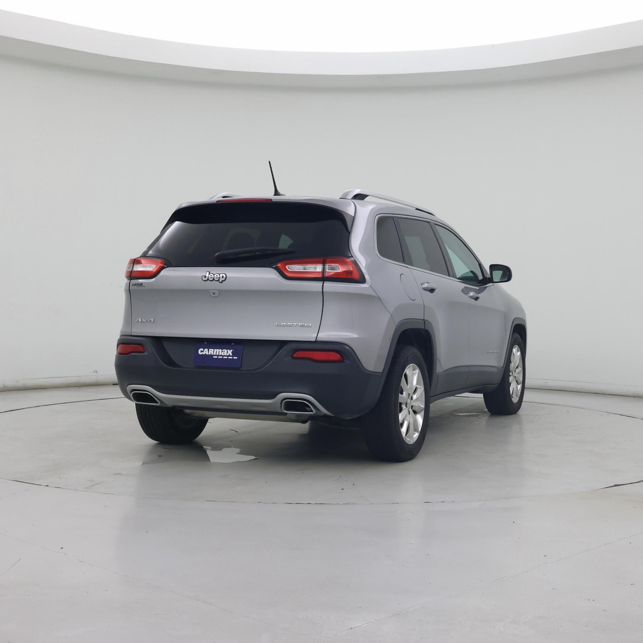 Thumbnail: 2015 Jeep Cherokee - 8
