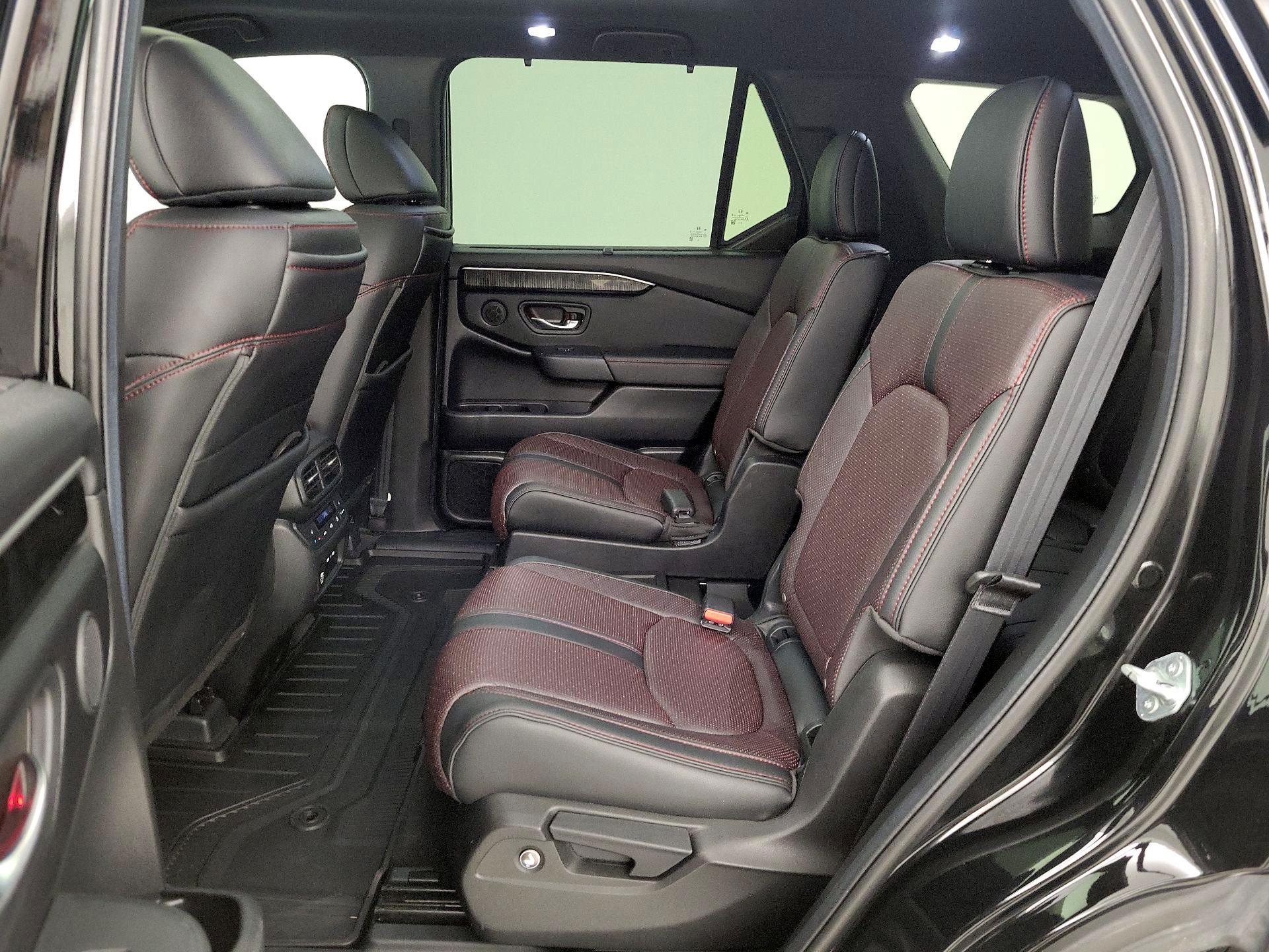 Thumbnail: 2025 Honda Pilot - 19