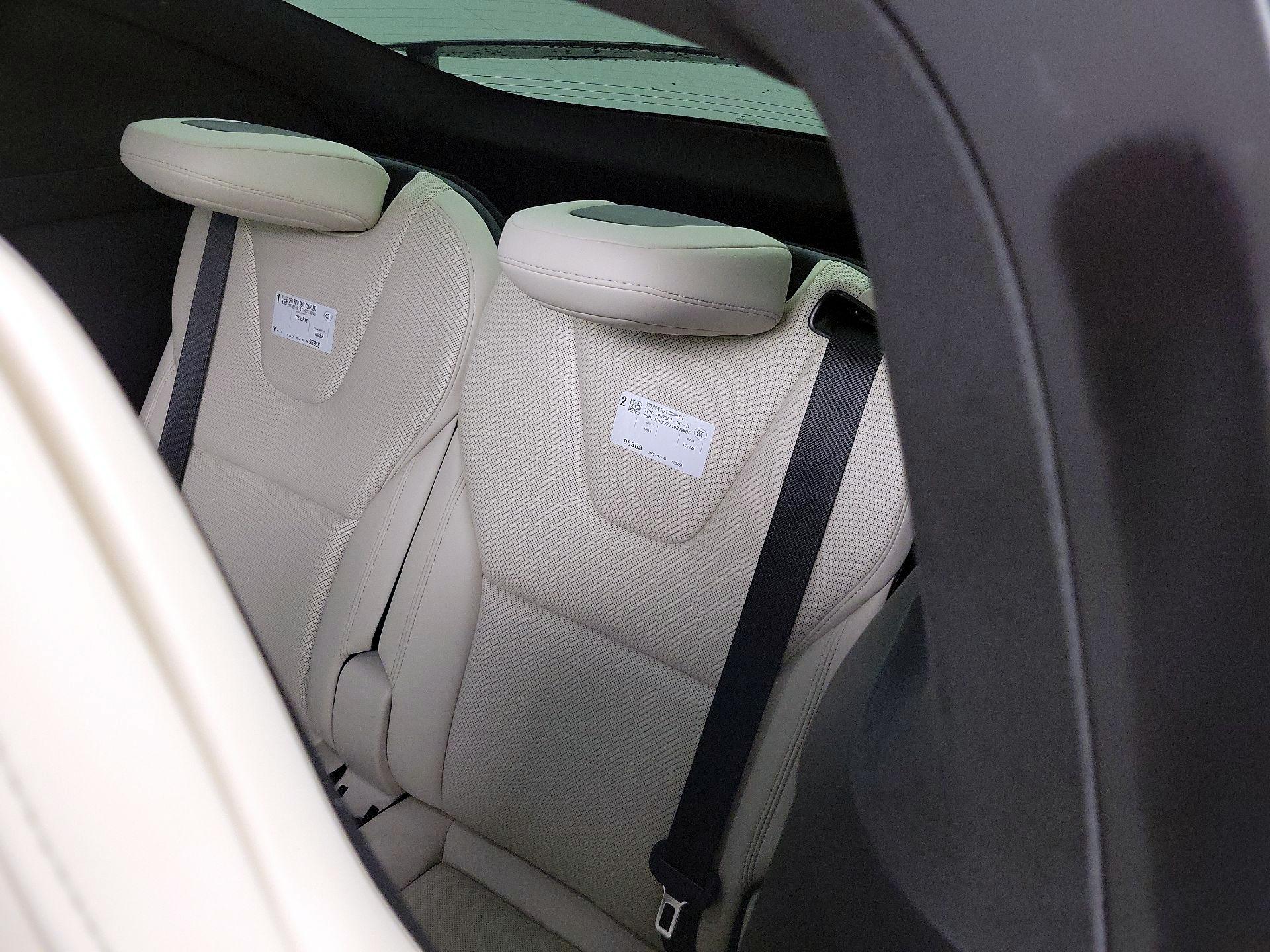 Thumbnail: 2022 Tesla Model X - 19