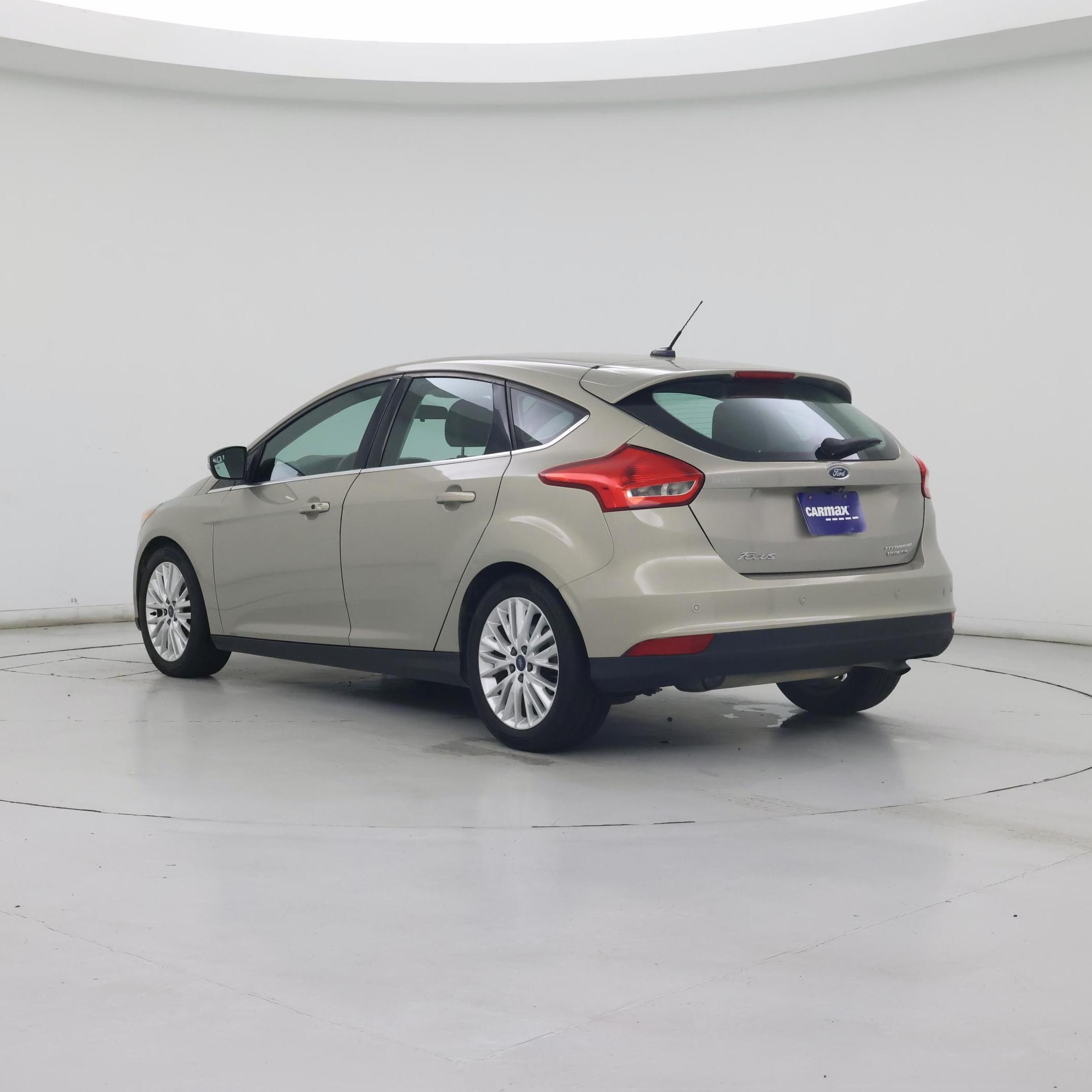 Thumbnail: 2015 Ford Focus - 2