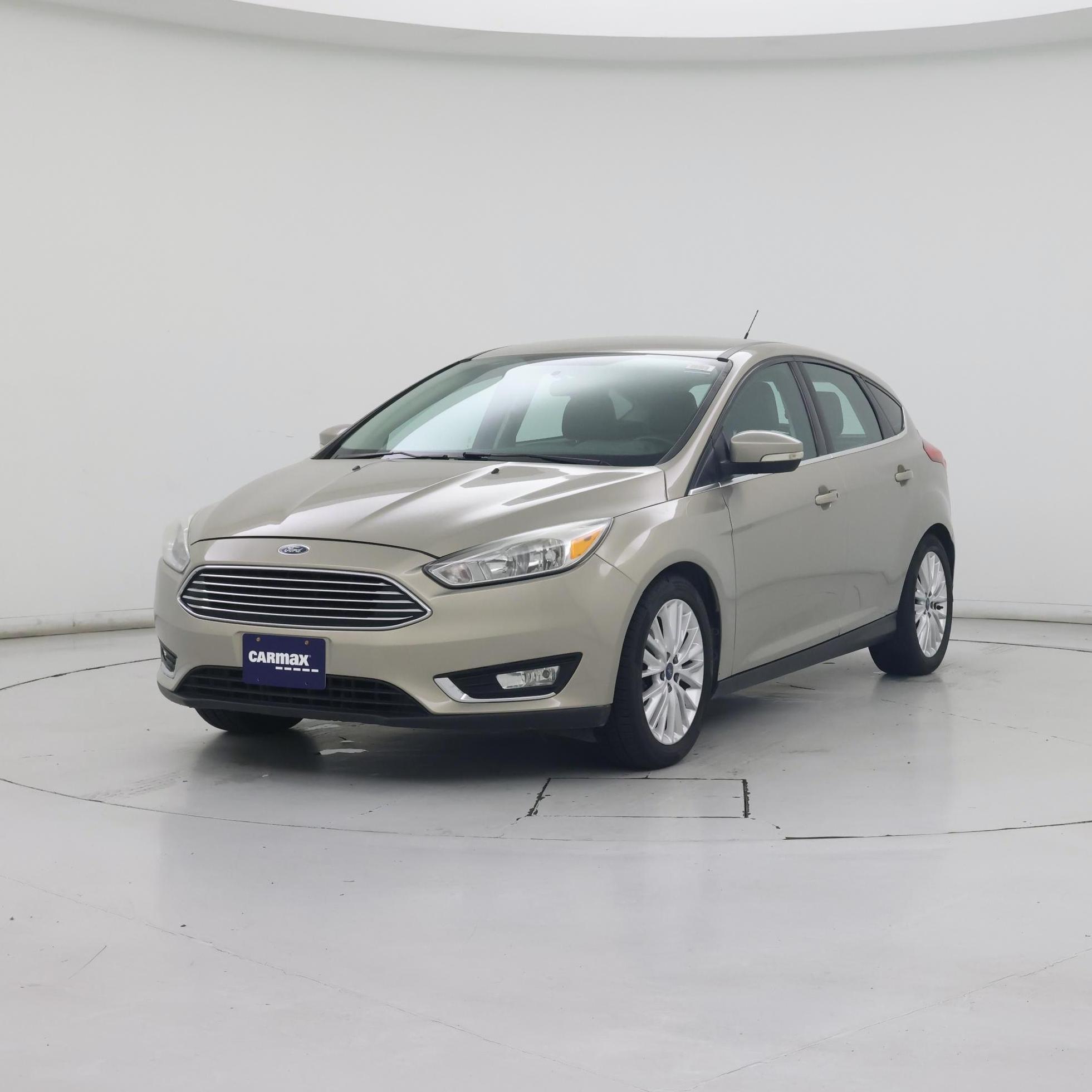 Thumbnail: 2015 Ford Focus - 4
