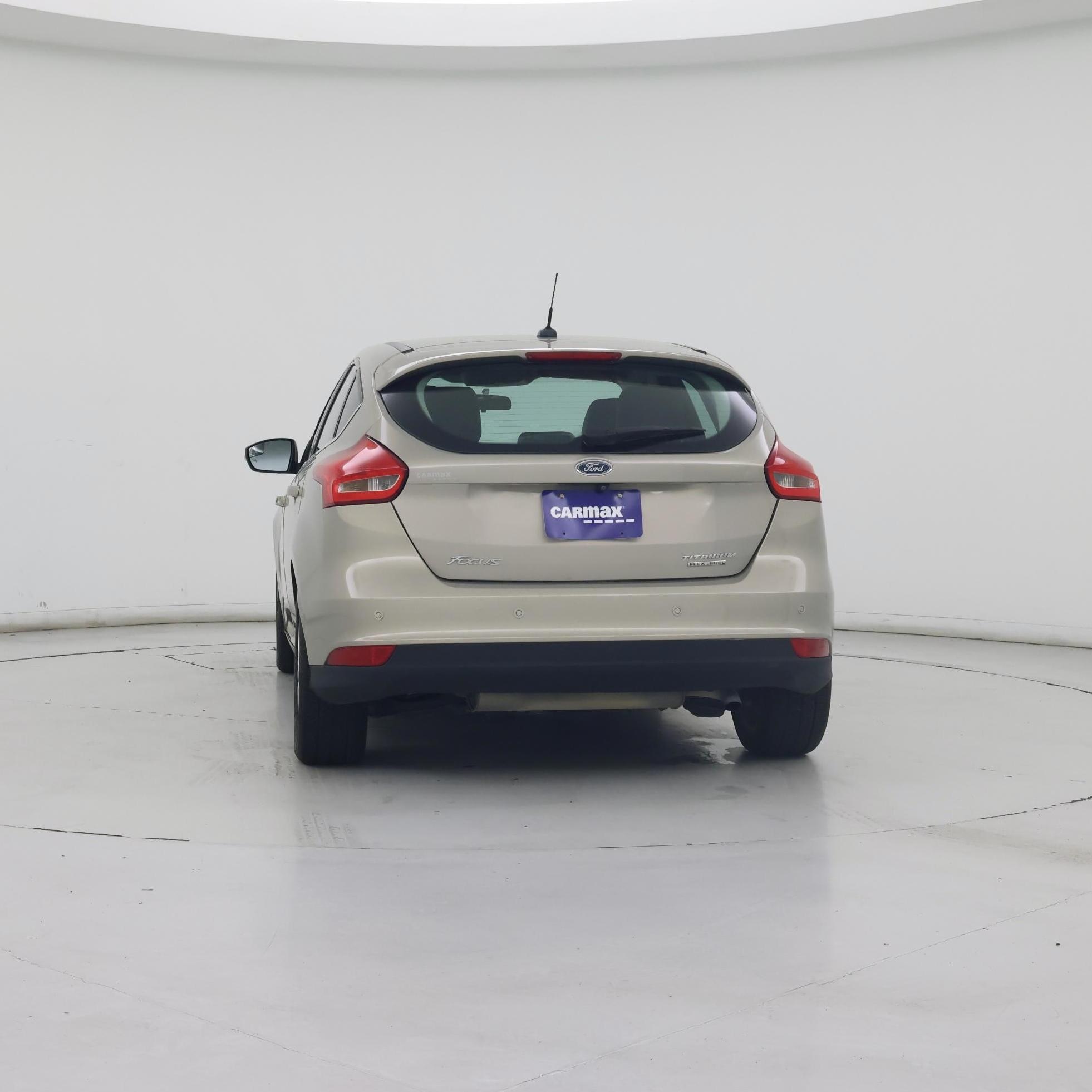 Thumbnail: 2015 Ford Focus - 6