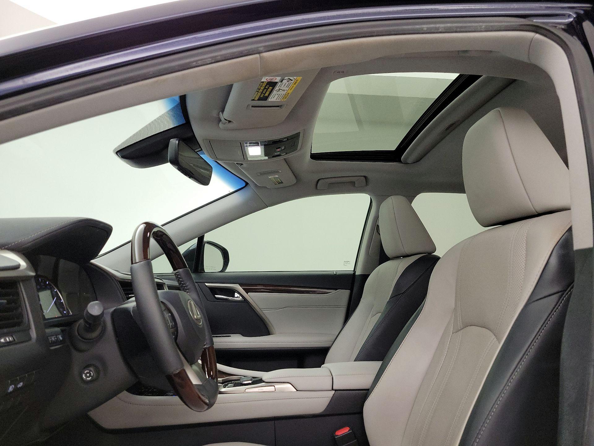 Thumbnail: 2017 Lexus RX - 19