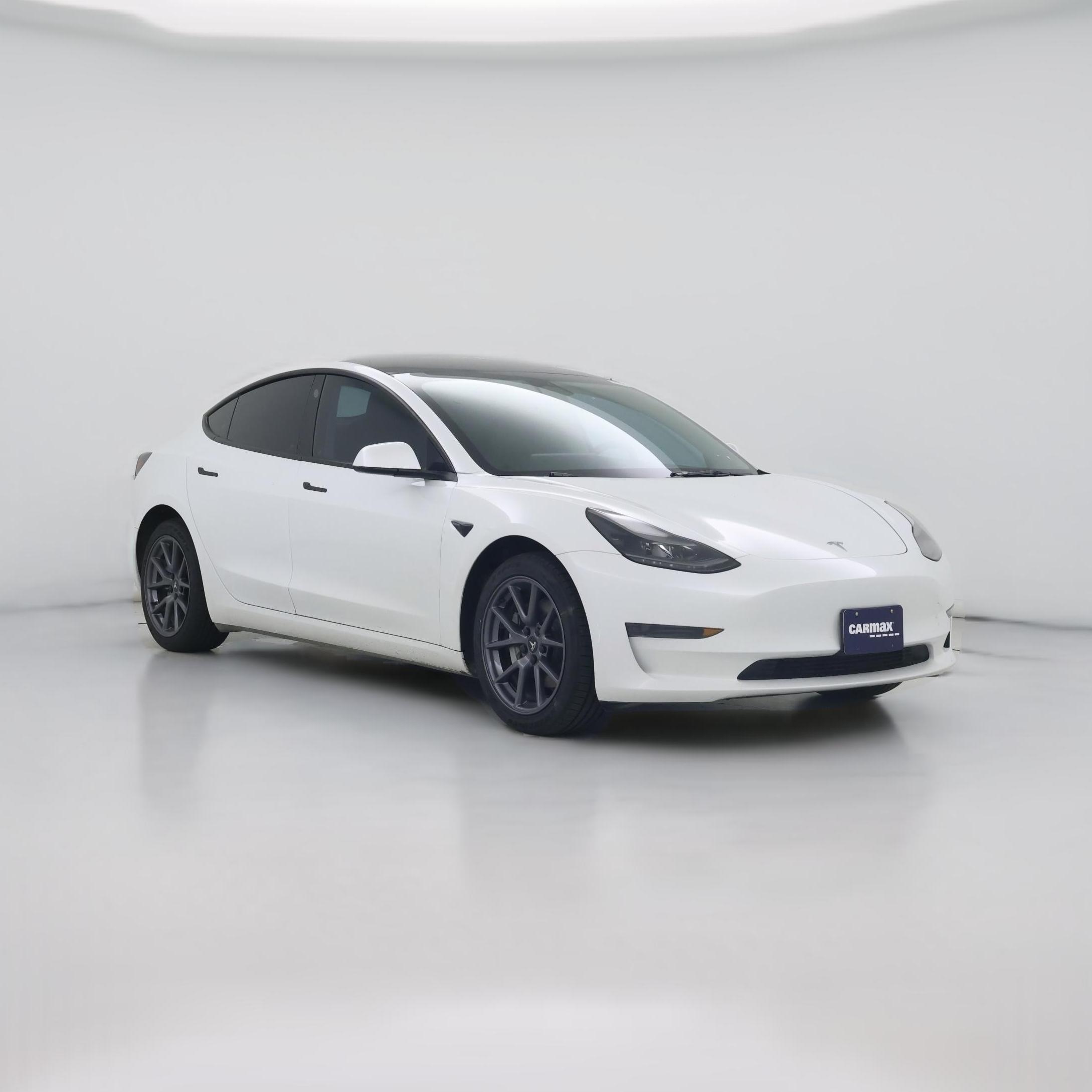 Thumbnail: 2023 Tesla Model 3 - 1