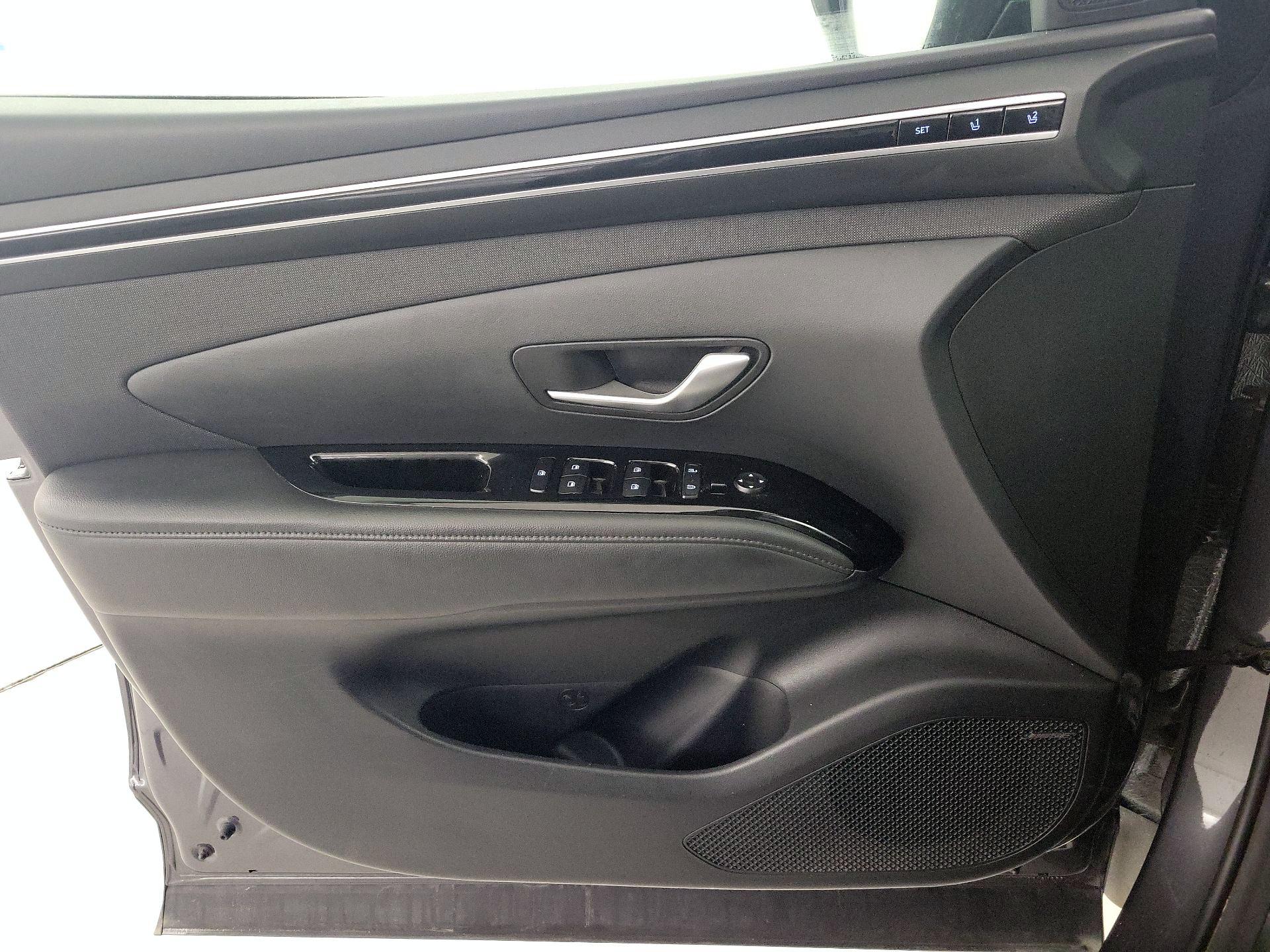 Thumbnail: 2022 Hyundai Tucson - 12