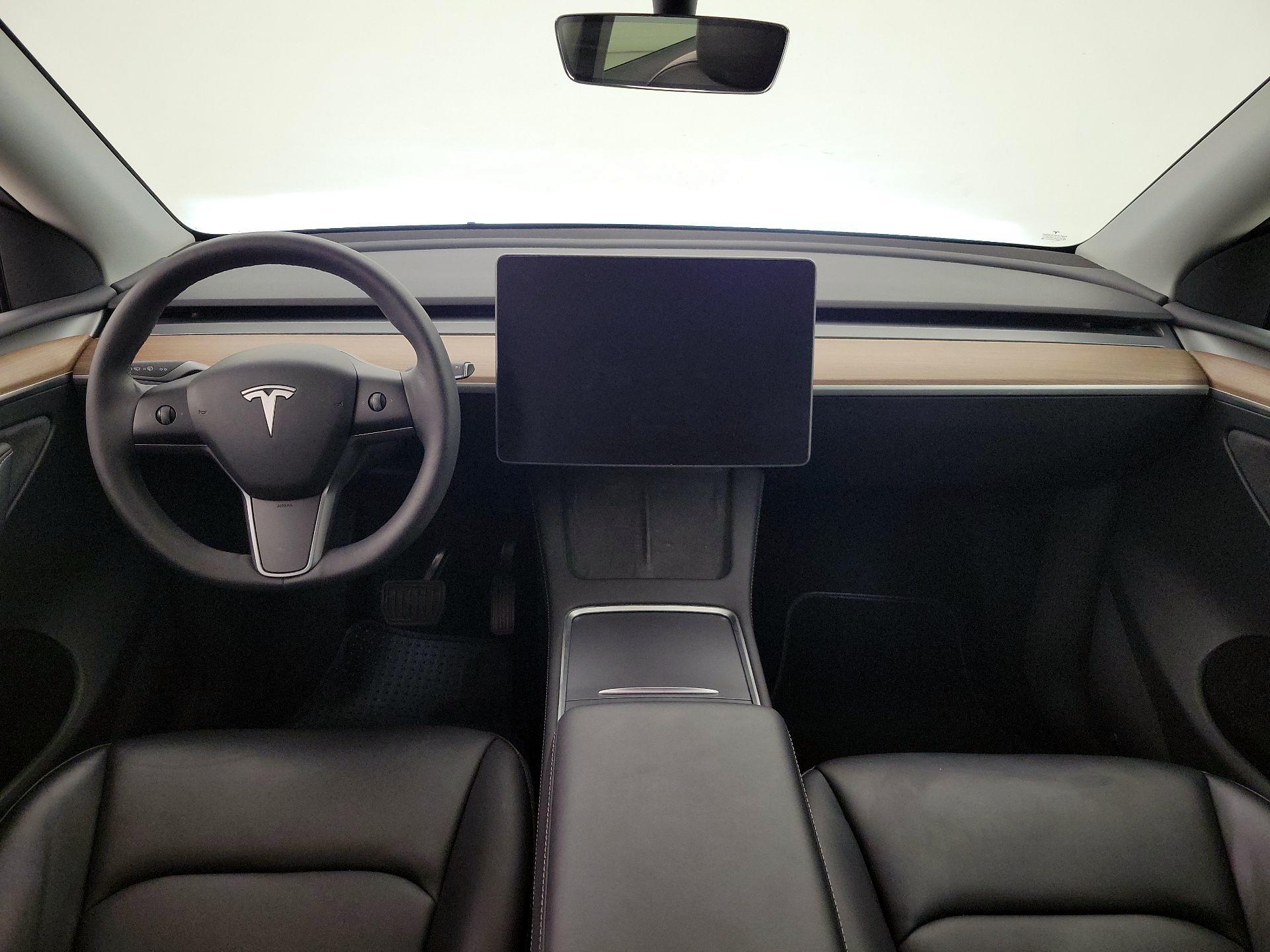 Thumbnail: 2023 Tesla Model Y - 9