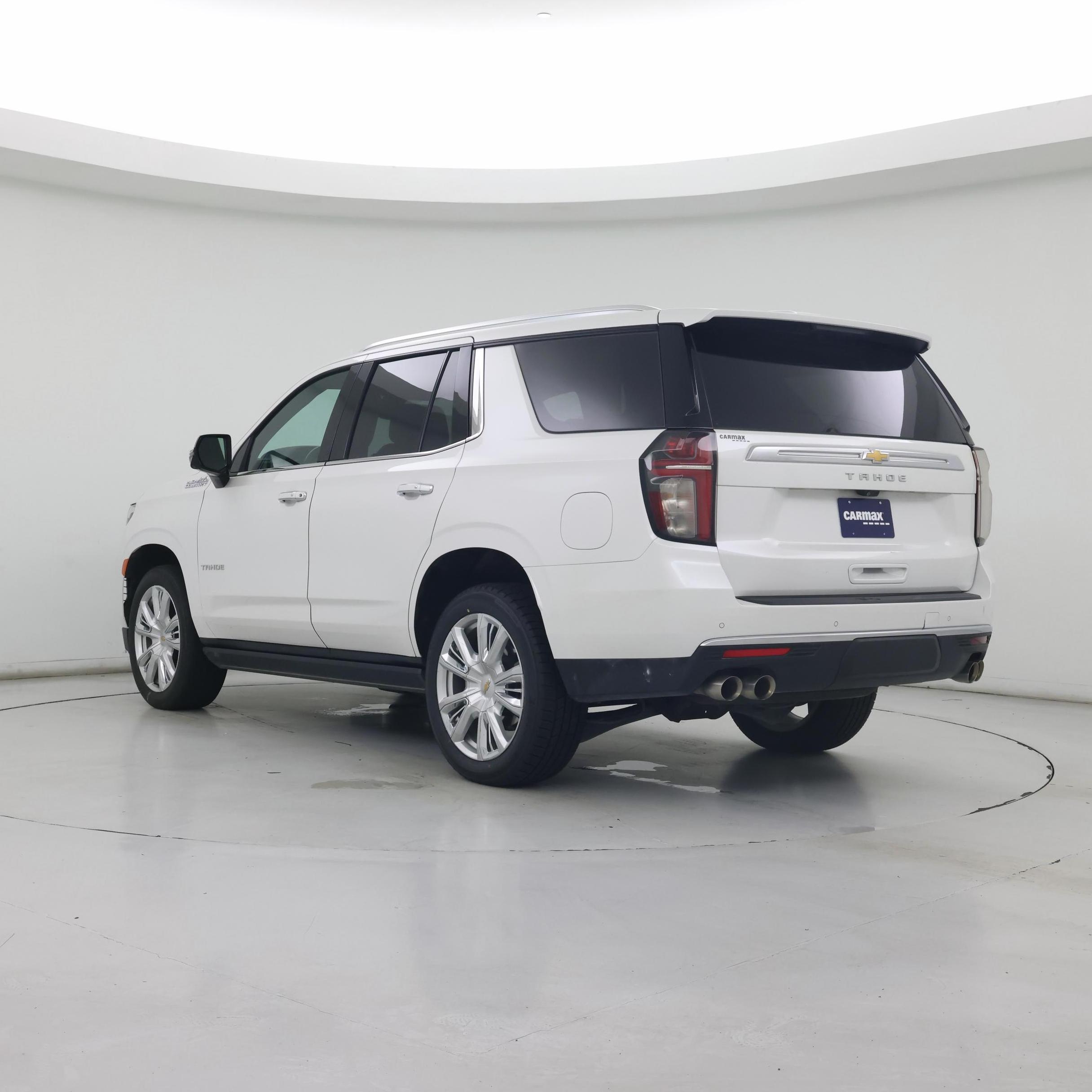 Thumbnail: 2022 Chevrolet Tahoe - 2