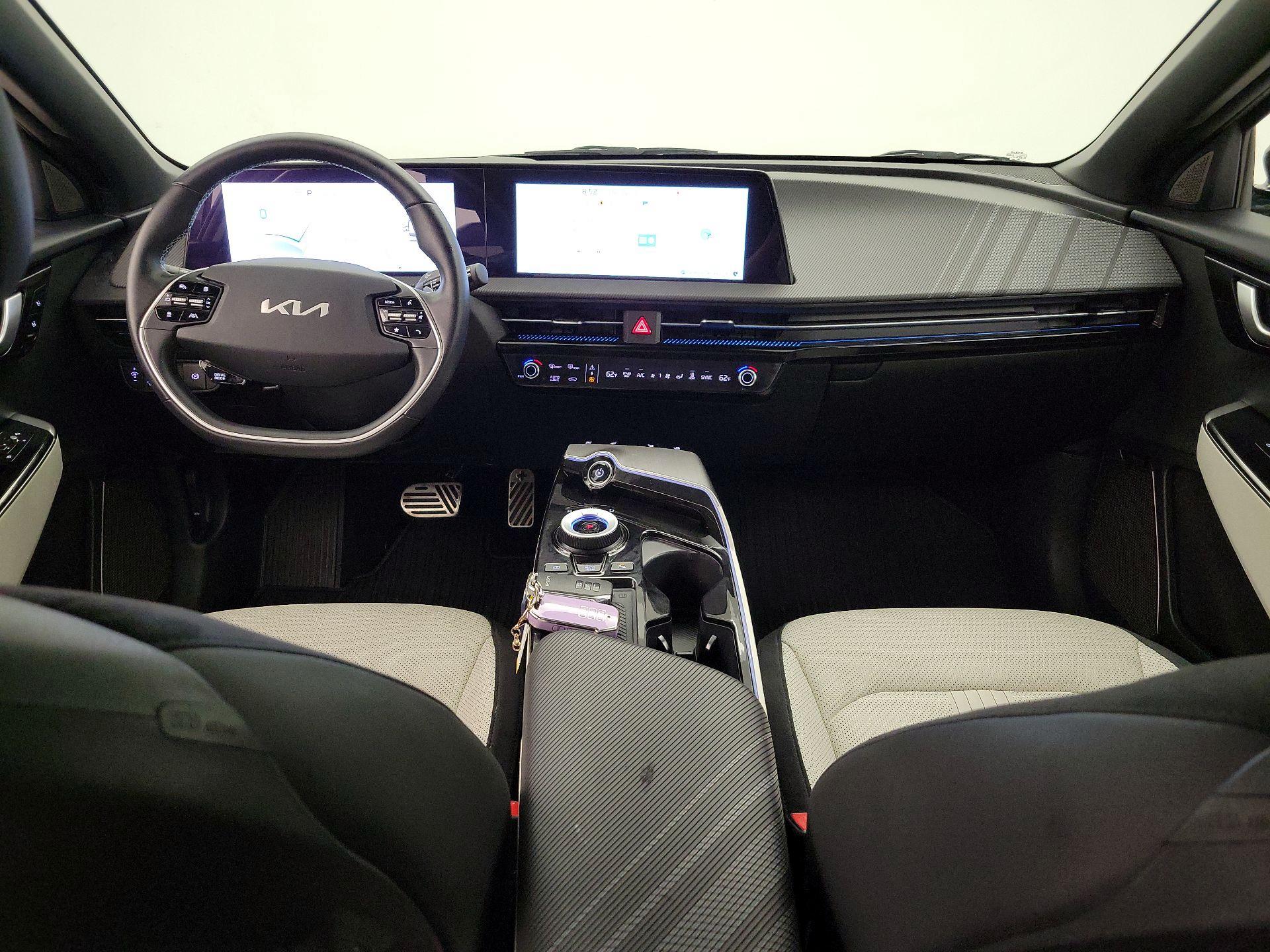 Thumbnail: 2023 Kia EV6 - 9