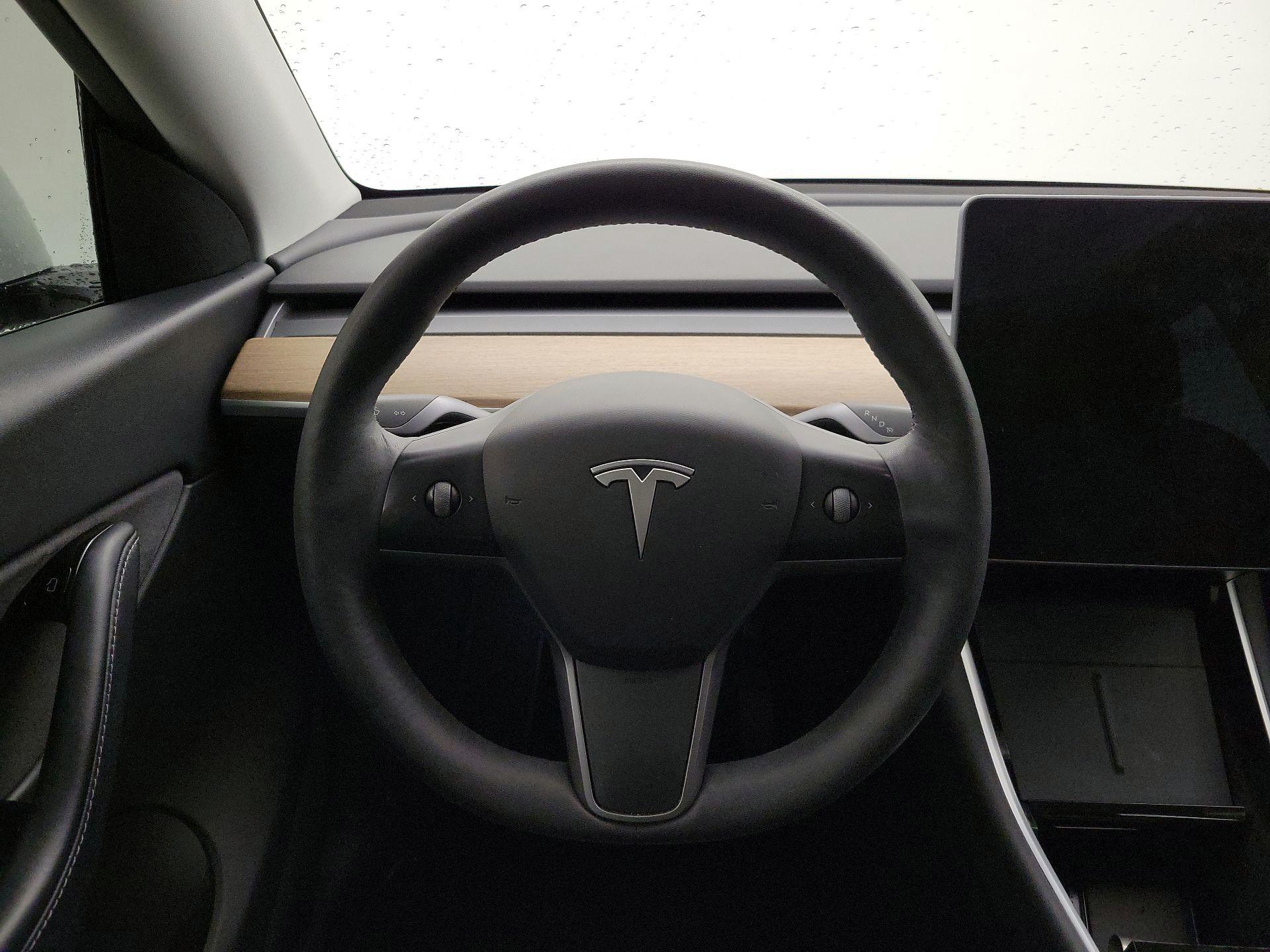 Thumbnail: 2021 Tesla Model Y - 10