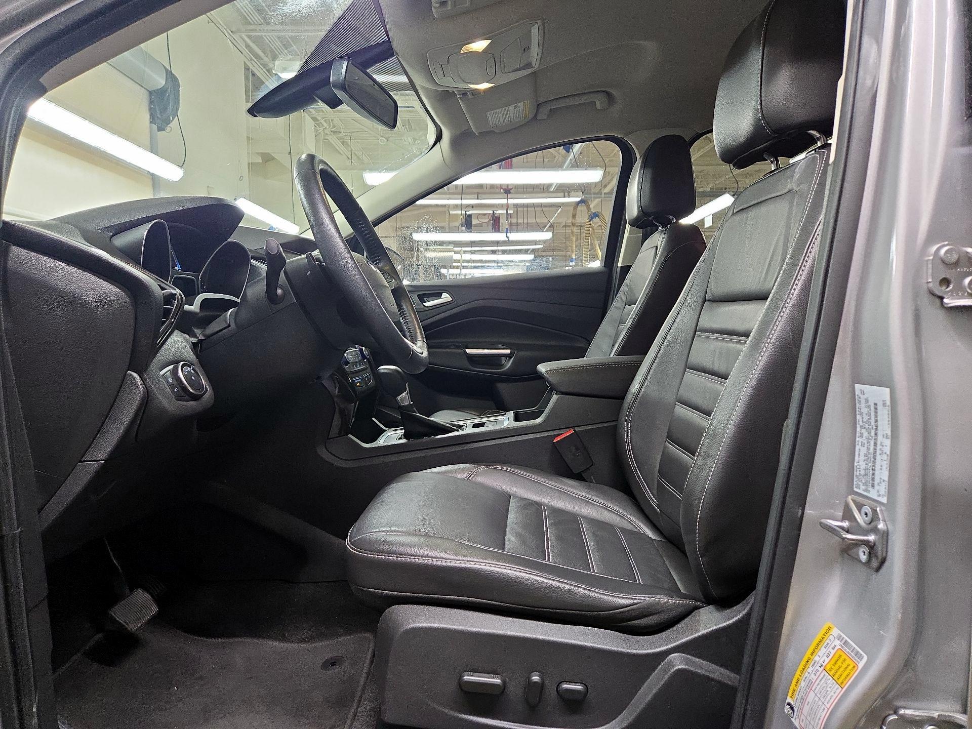 Thumbnail: 2017 Ford Escape - 11