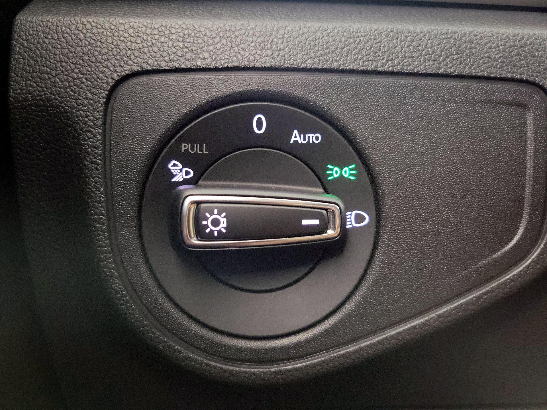 Thumbnail: 2020 Volkswagen Atlas - 13