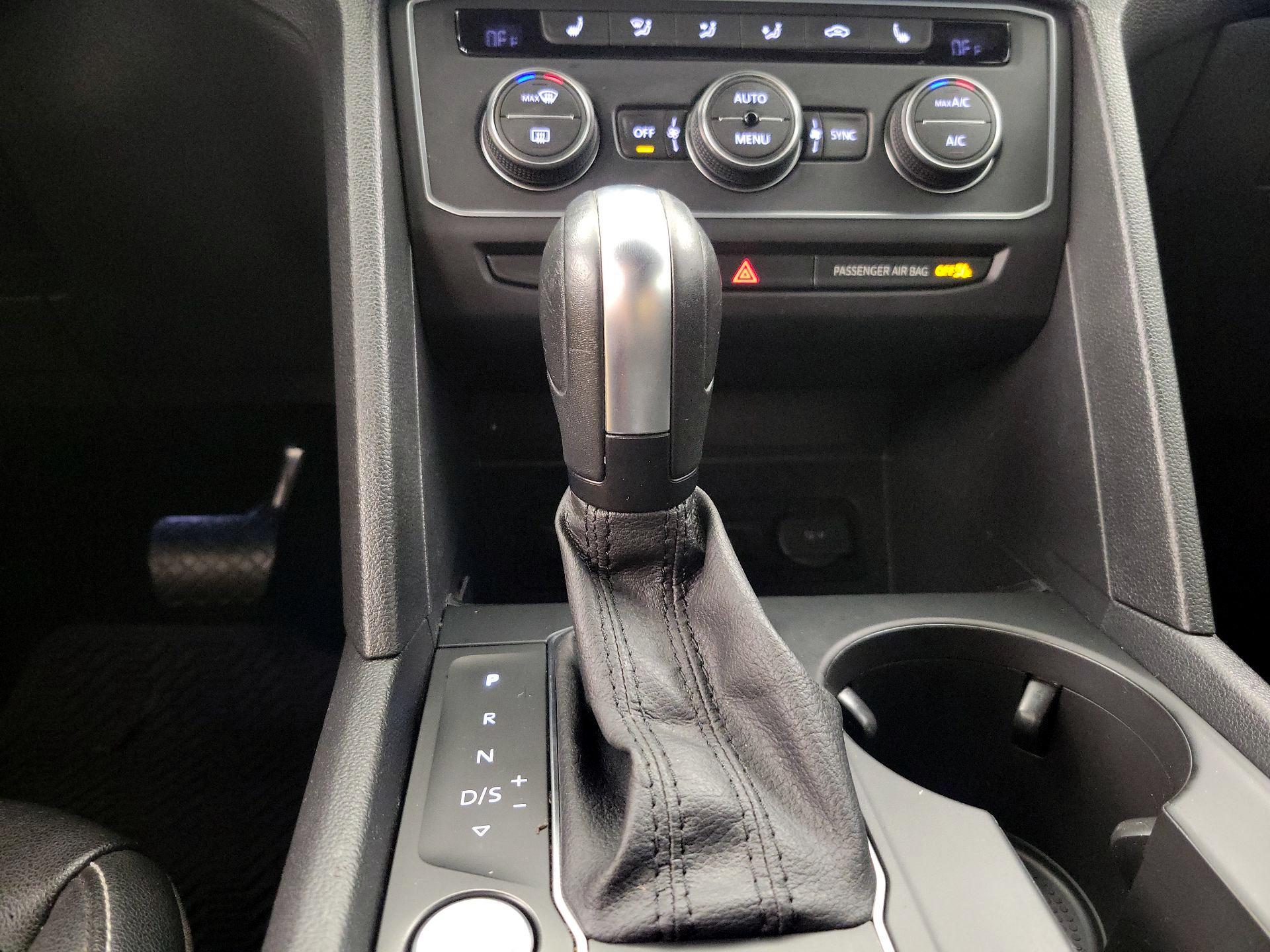 Thumbnail: 2020 Volkswagen Atlas - 17