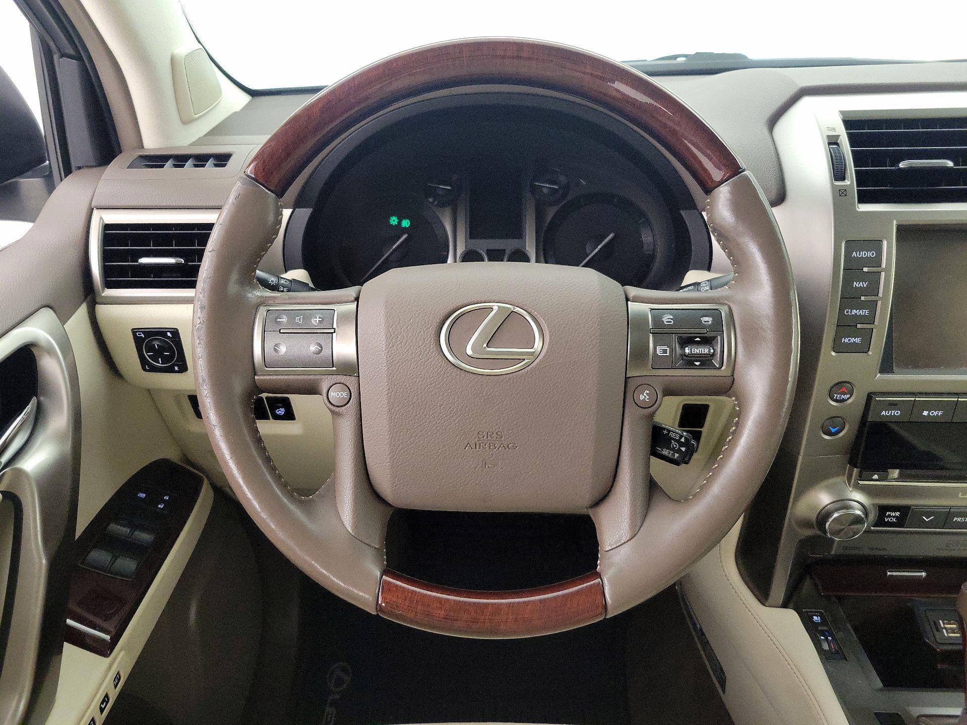 Thumbnail: 2015 Lexus GX - 10