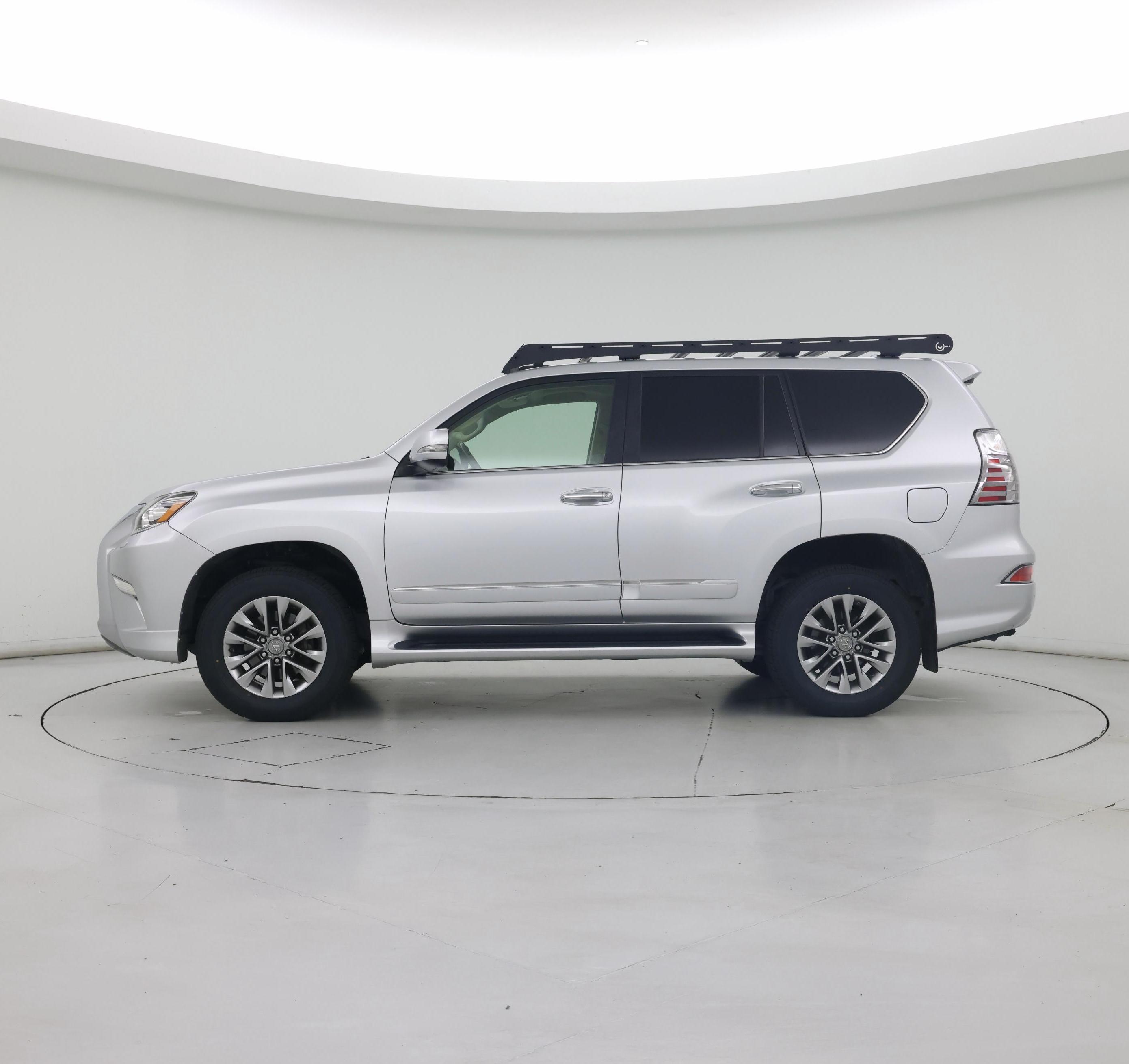 Thumbnail: 2015 Lexus GX - 3