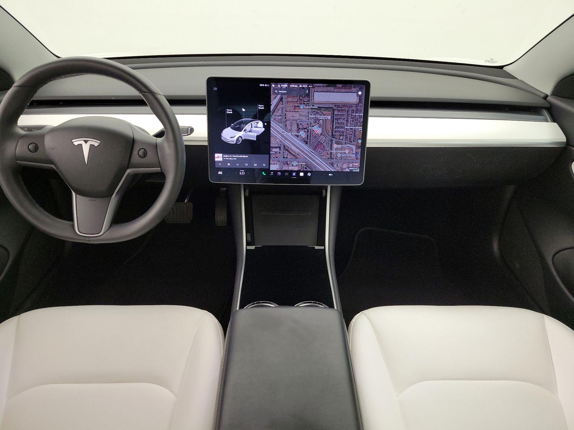 Thumbnail: 2020 Tesla Model 3 - 9