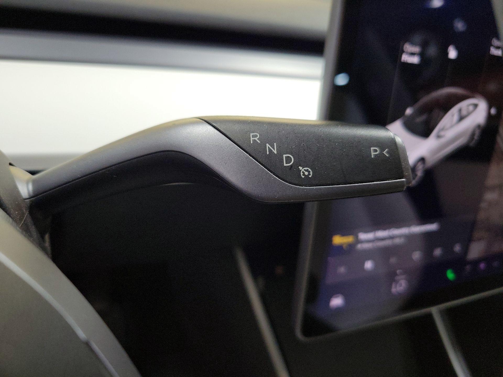 Thumbnail: 2020 Tesla Model 3 - 17