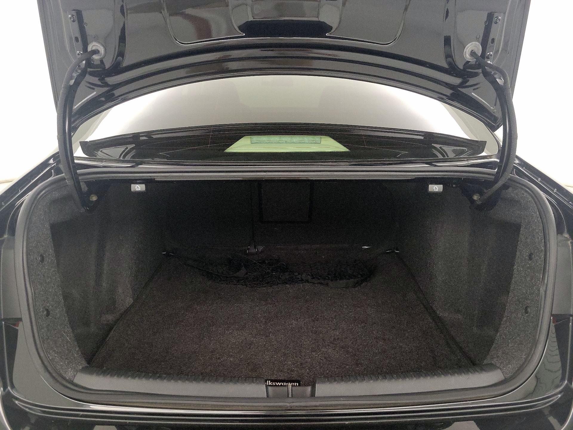 Thumbnail: 2016 Volkswagen Jetta - 20