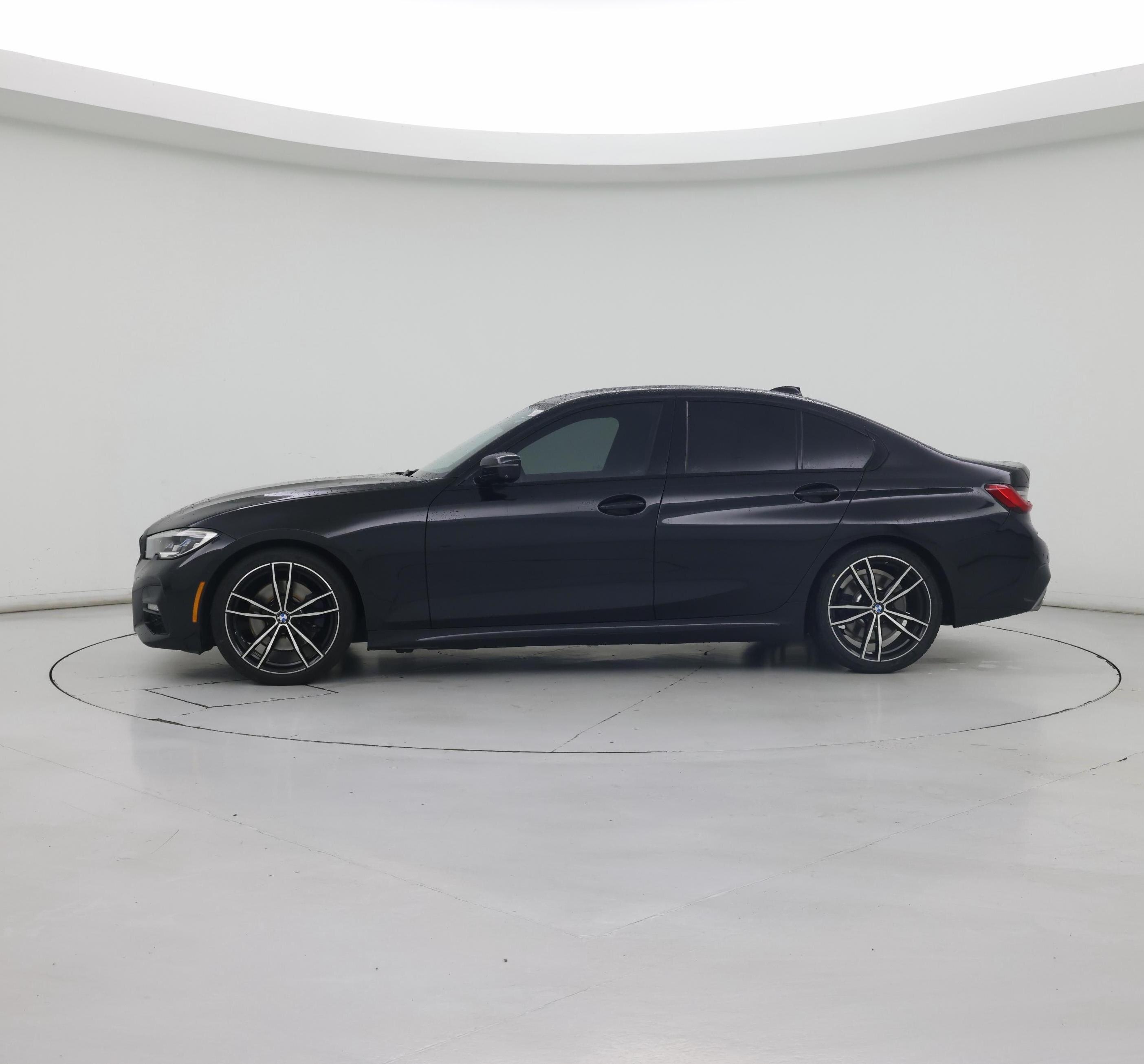 Thumbnail: 2019 BMW 3 Series - 3