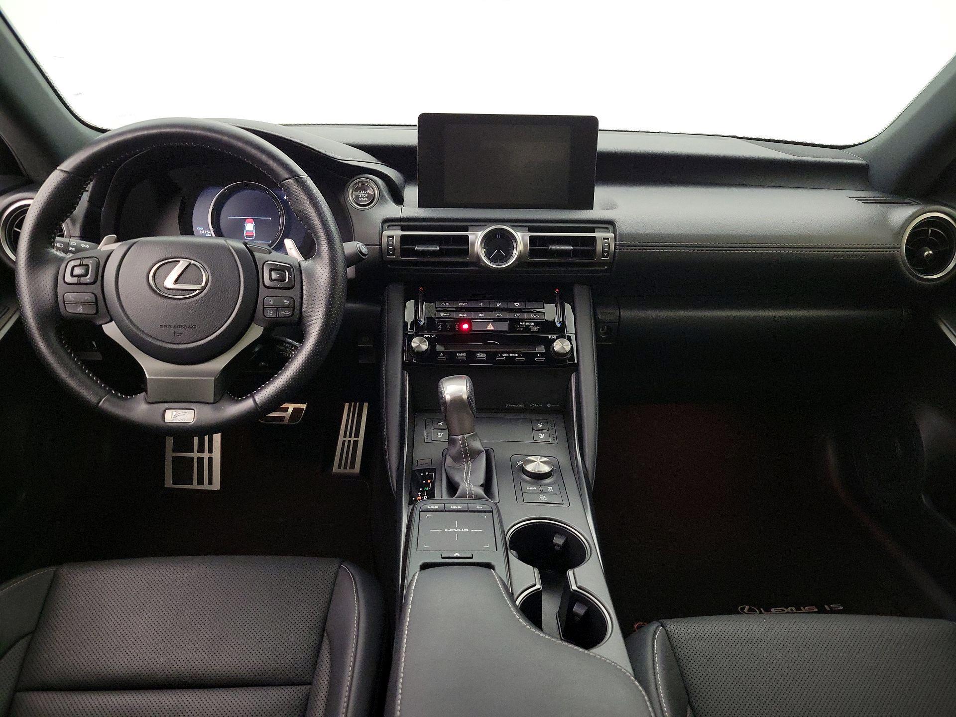 Thumbnail: 2022 Lexus IS - 9