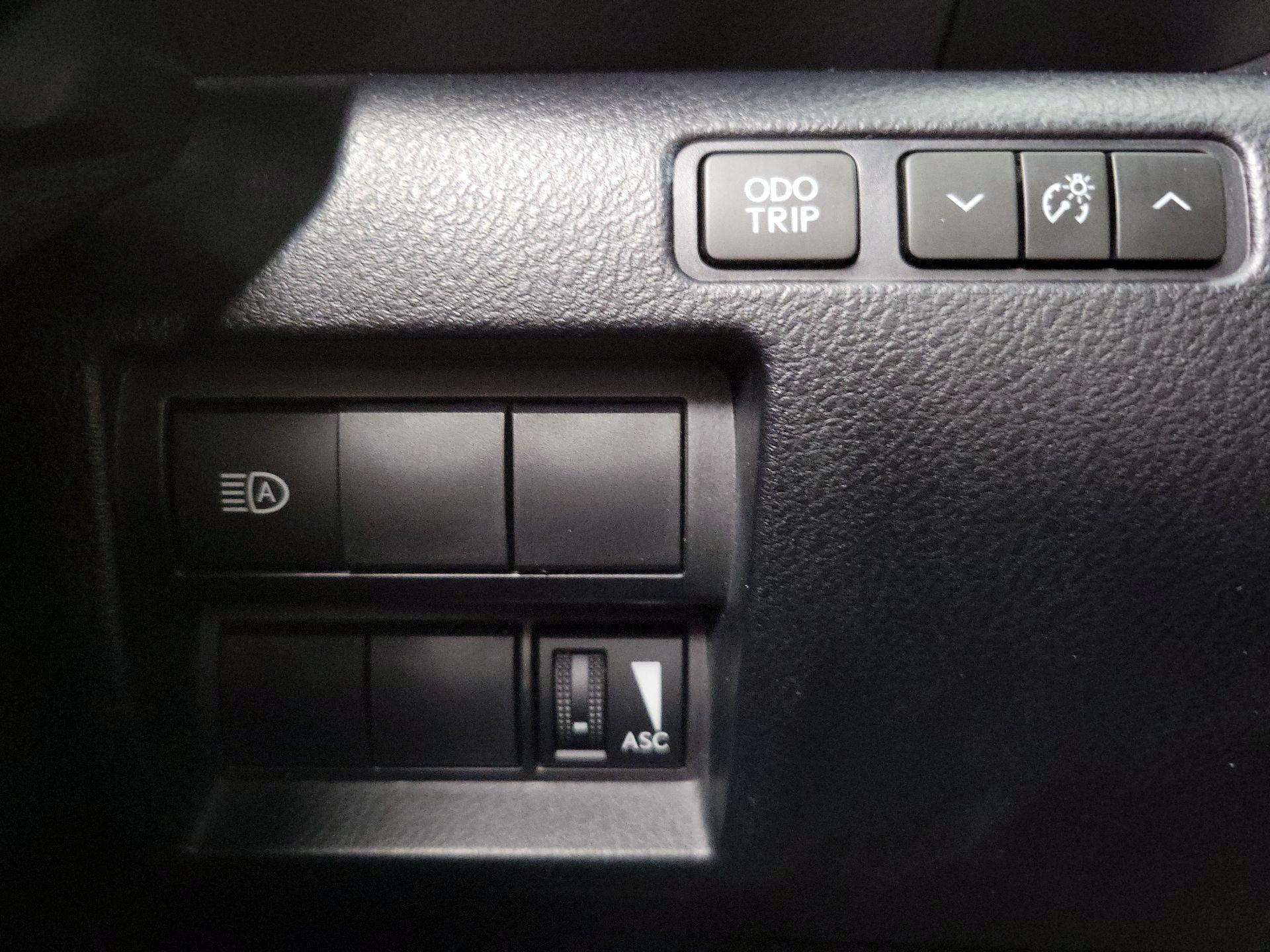 Thumbnail: 2022 Lexus IS - 13