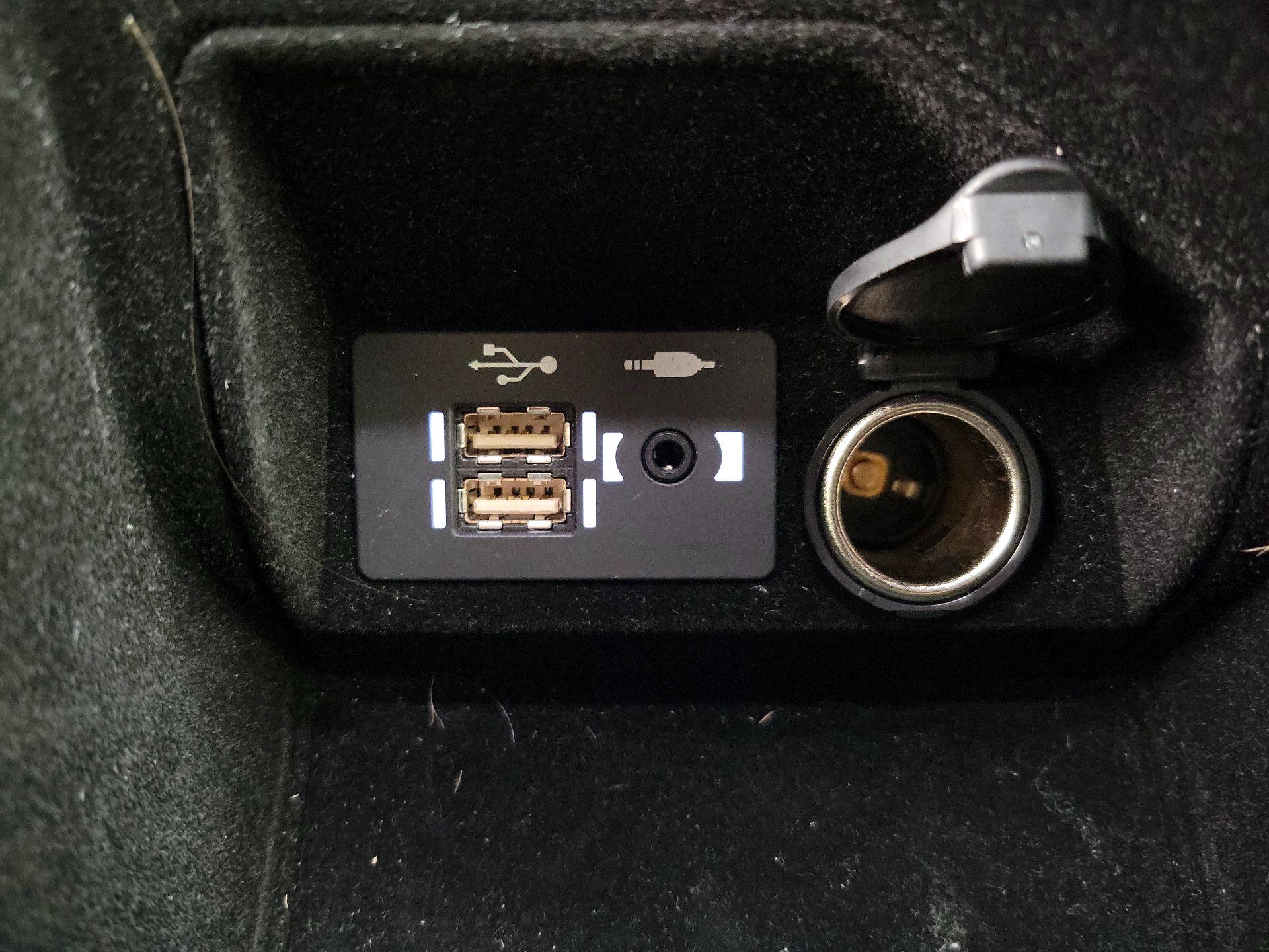 Thumbnail: 2022 Lexus IS - 18