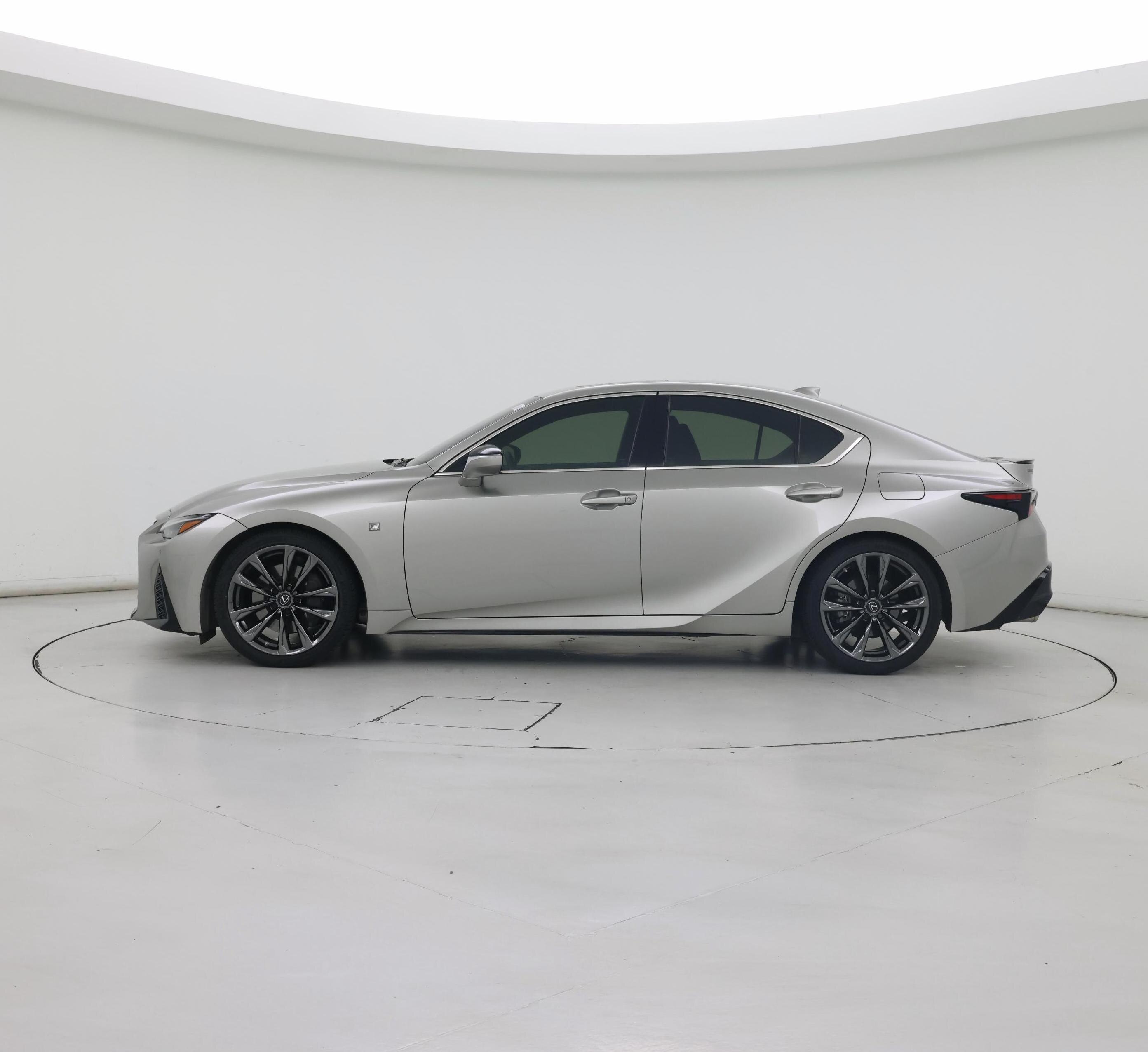 Thumbnail: 2022 Lexus IS - 3