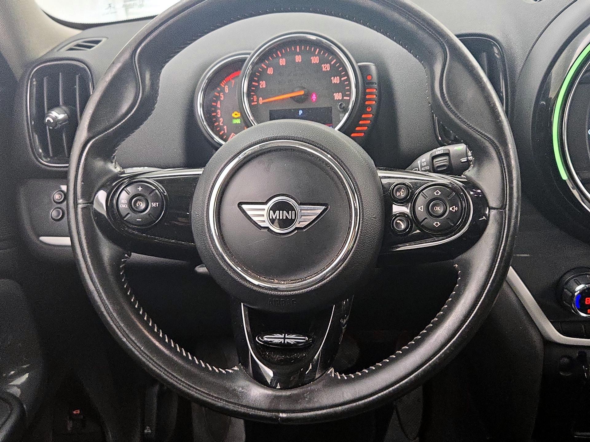 Thumbnail: 2017 MINI Cooper Countryman - 10